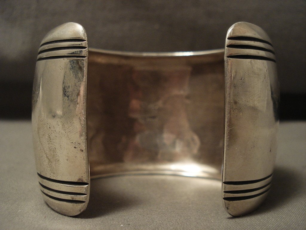 Vintage Navajo Native American Jewelry - Thomas Singer Extra Wide Silver Bracelet (113g) for Women & Men - Perfect for Boho Fashion, Festivals & Cultural Events