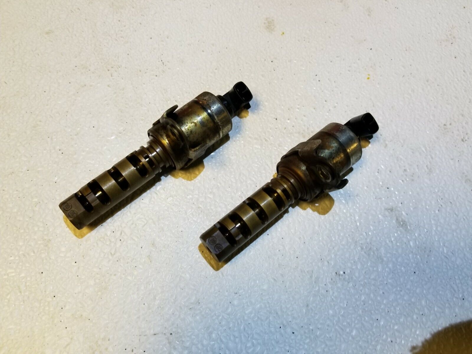 02 08 Jaguar X-Type 3.0L VVT Variable Timing Solenoid Valve - OEM Replacement (2-Pack) - Fits 86K Miles - Improve Engine Performance & Fuel Efficiency