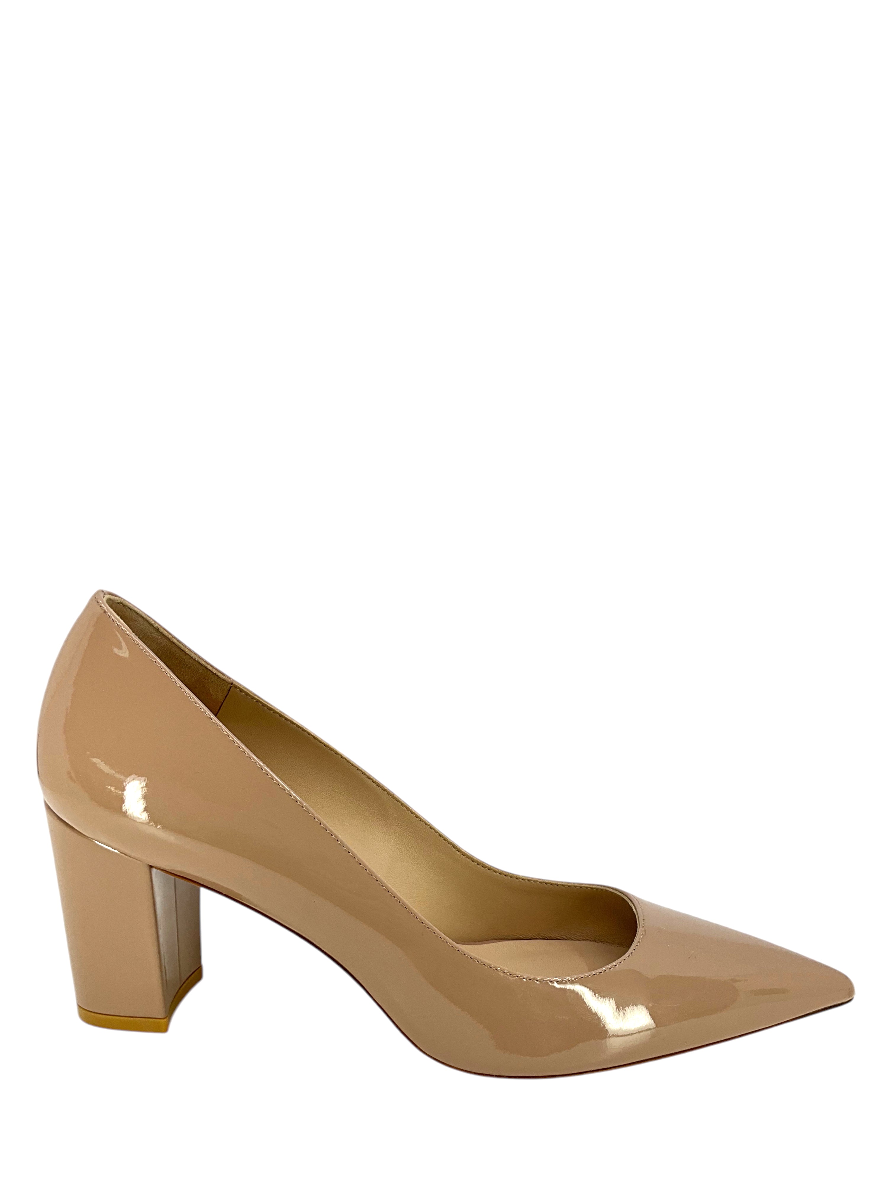 Stuart Weitzman Women's 75mm Block Heel Pump Shoes - Size 8.5 | Classic Pointed Toe Pumps for Office, Wedding & Evening Events