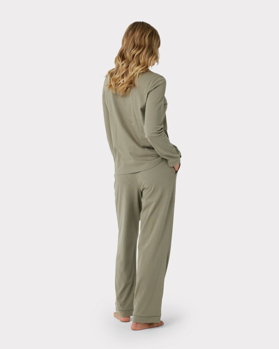 Organic Cotton Button-Up Long Sleeve Pajama Set for Women - Soft & Comfortable Sleepwear - Sage Green Loungewear for Relaxing at Home or Travel