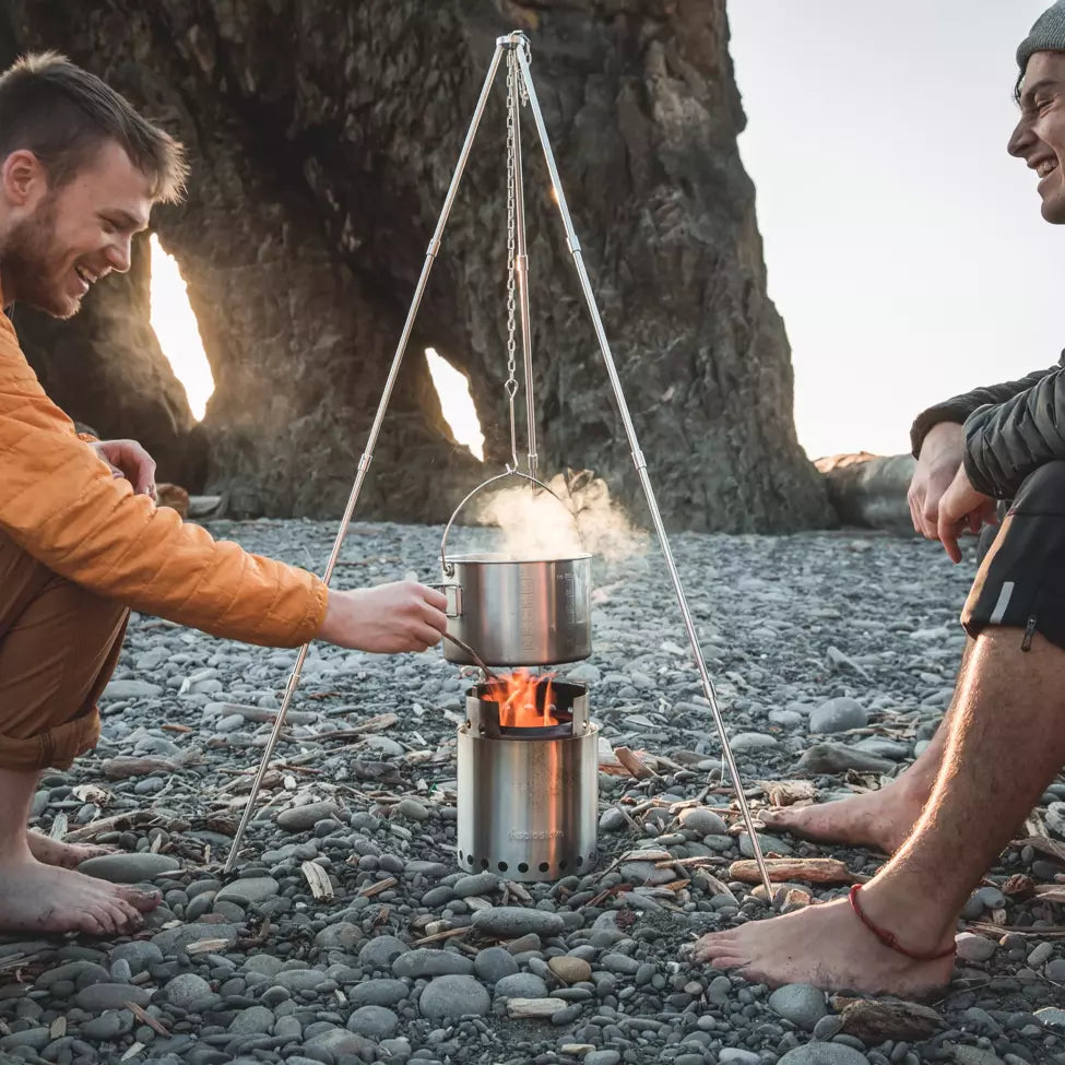SOLO STOVE Bonfire - Smokeless Outdoor Fire Pit for Camping, Backyard, and Patio - Perfect for S'mores, Warmth, and Relaxation