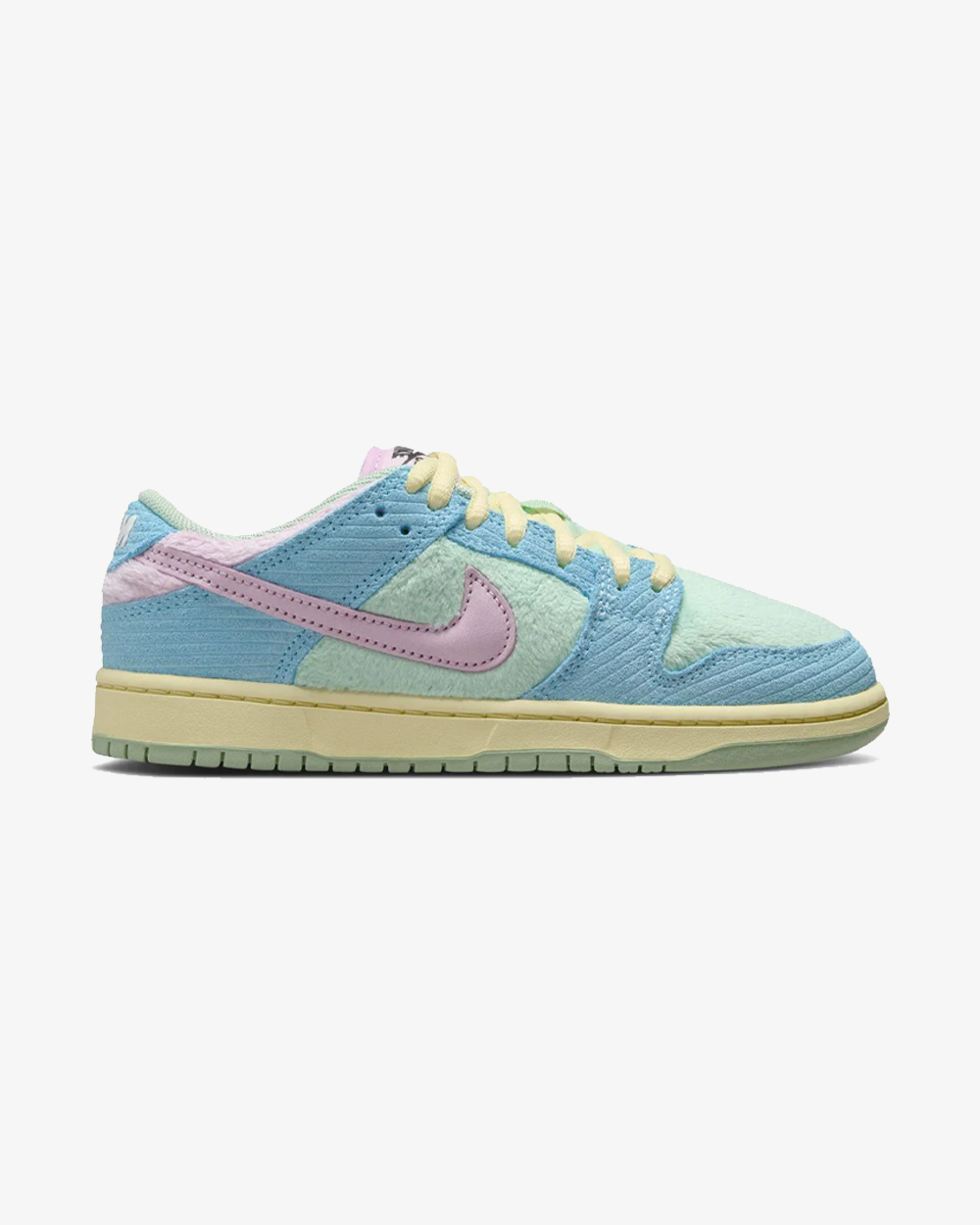 Nike x Verdy SB Dunk Low Preschool Sneakers - Stylish Kids' Skate Shoes for Boys & Girls - Perfect for Skateboarding, School & Casual Wear