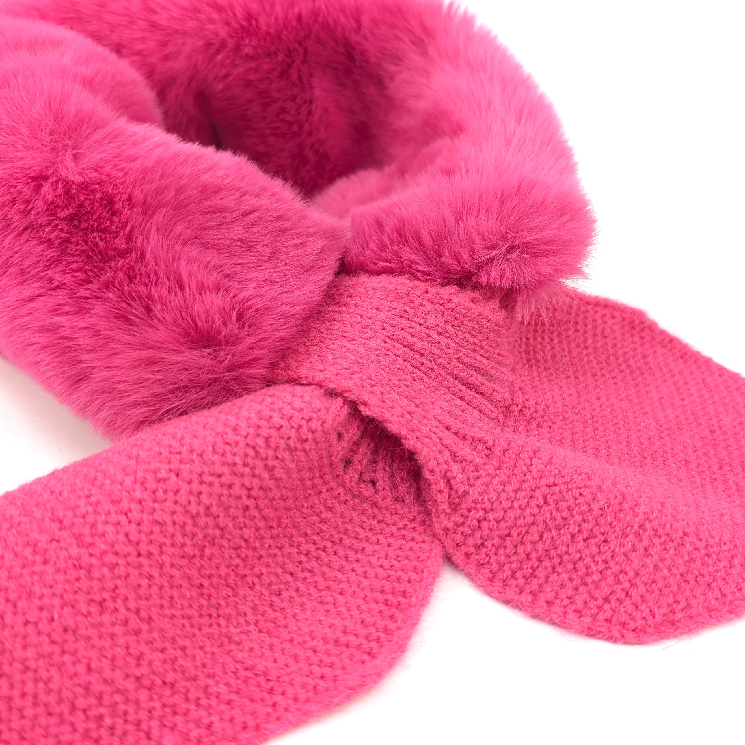 Bela Bela Knitted Tie Faux Fur Collar - Bright Pink Scarf for Women, Fashionable Winter Accessory for Outfits & Parties