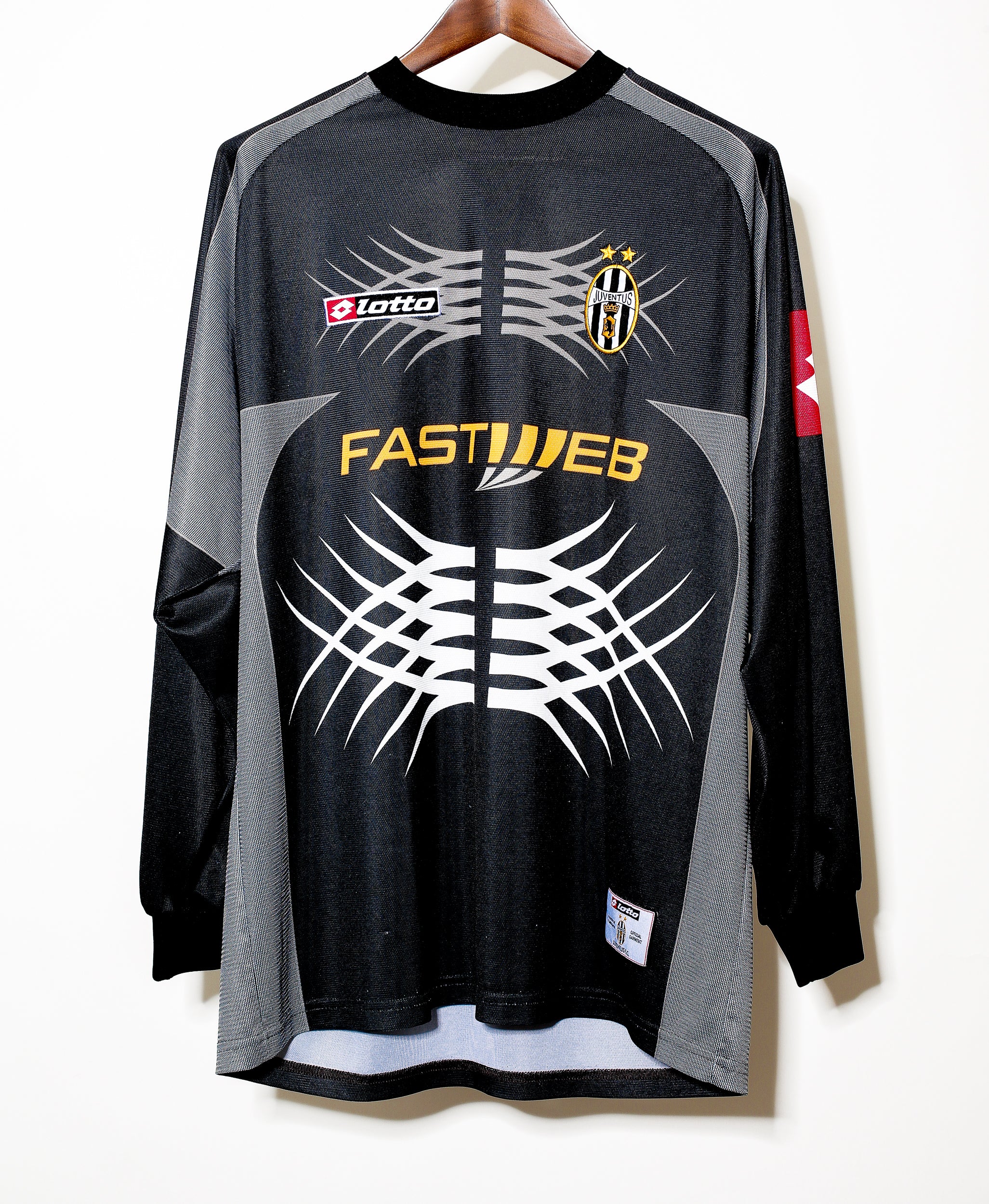2001-2002 Juventus Goalkeeper Jersey XL - Authentic Football Shirt for Fans & Collectors - Perfect for Matchdays, Training & Sports Events