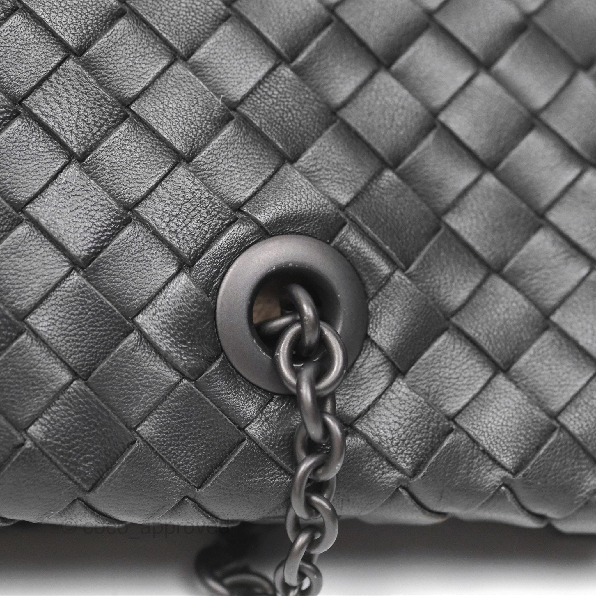 Bottega Veneta Black Leather Shoulder Bag with So Black Hardware - Perfect for Work, Travel & Evening Events