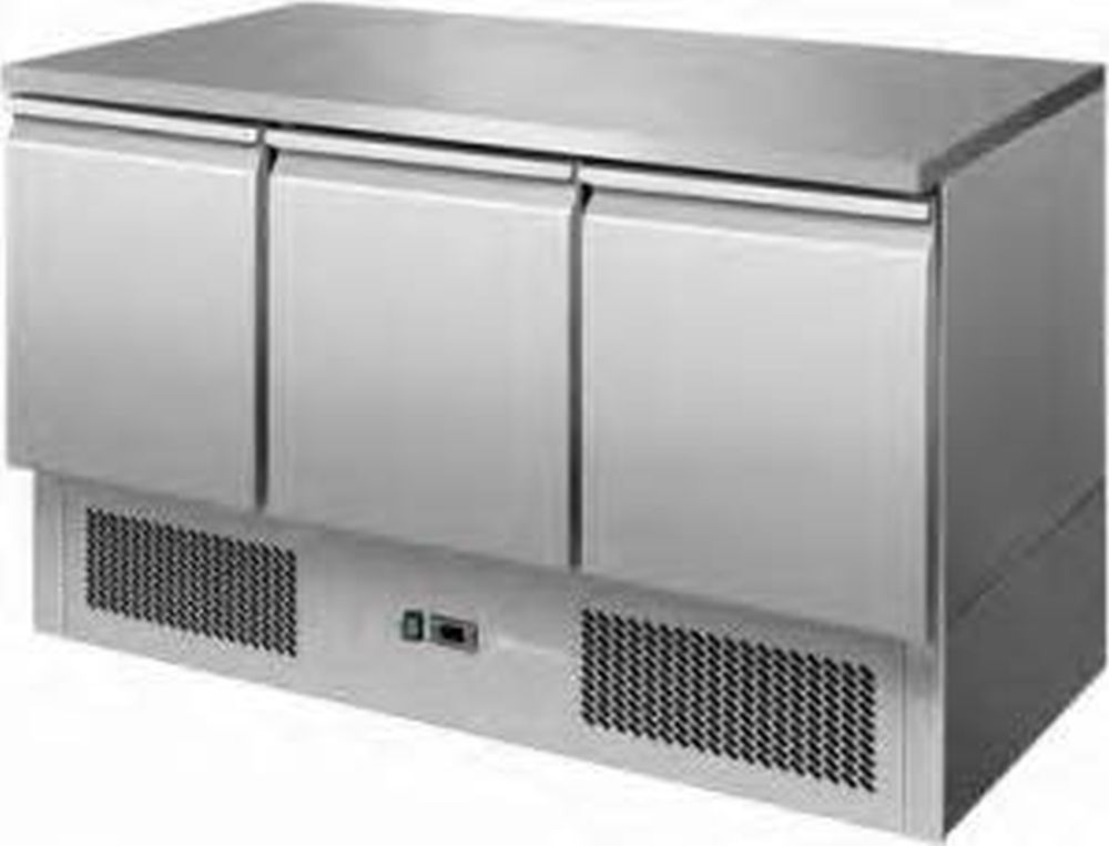 Atosa ESL3851 3-Door Commercial Refrigerator - Energy Efficient Stainless Steel Salad Bar for Restaurants, Cafes & Catering