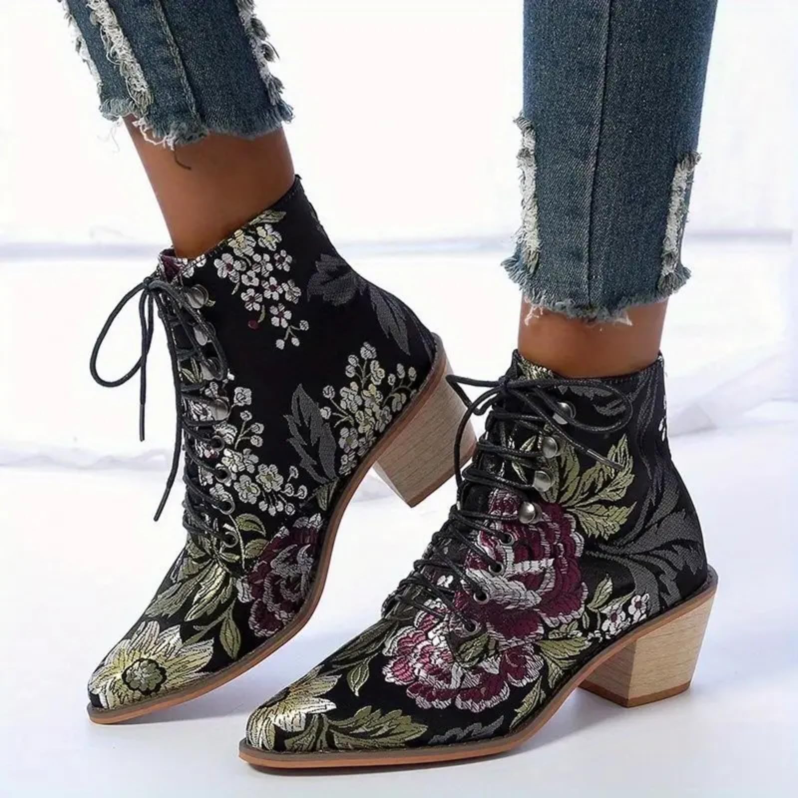 Stylish Women's Western Embroidered Cowboy Ankle Boots - Chunky Heel Dressy Booties for Casual & Country Wear - Perfect for Parties, Rodeos & Everyday Fashion