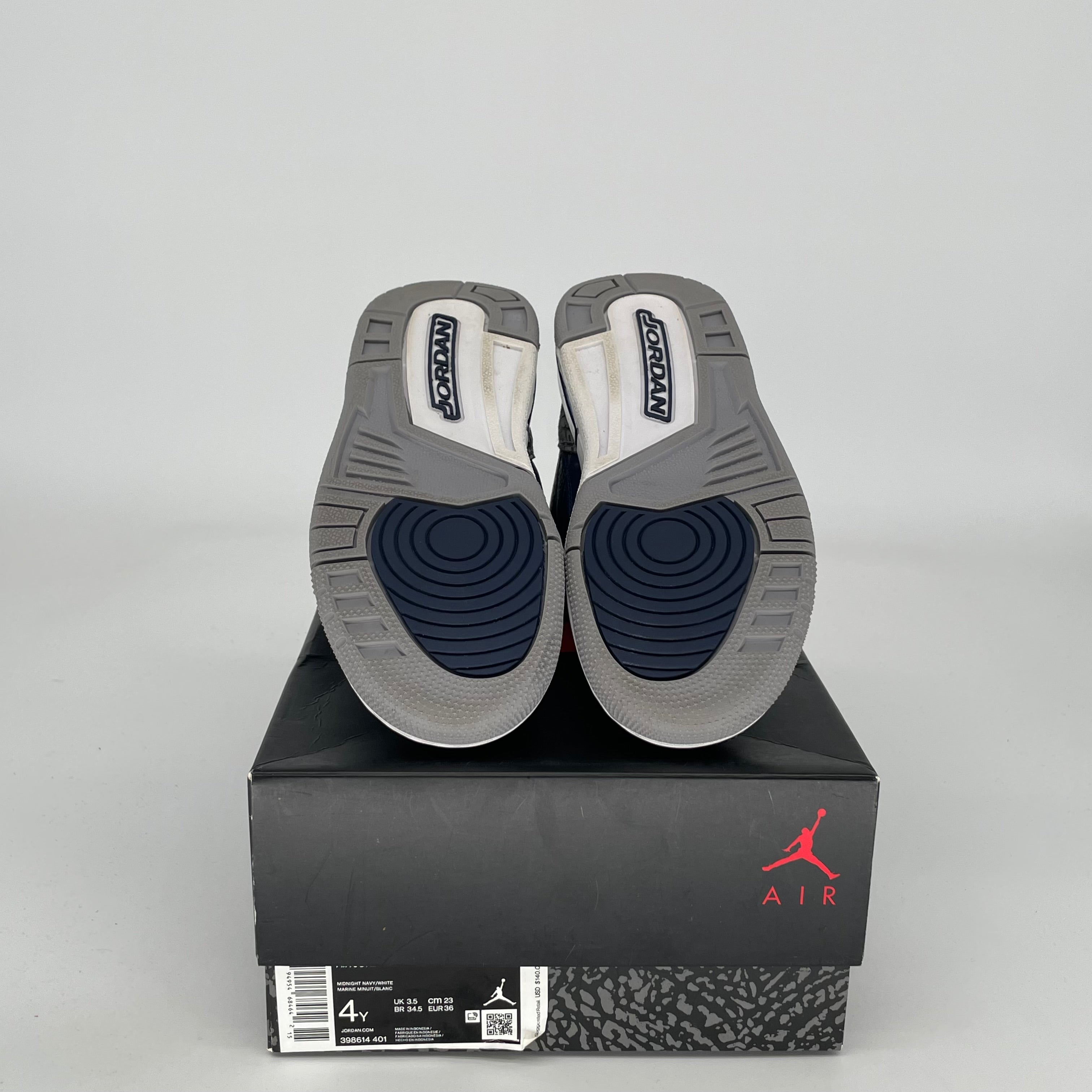 AIR JORDAN 3 Retro Georgetown Sneakers - Size 4Y (398614-401) - Men's Basketball Shoes for Court & Street Style