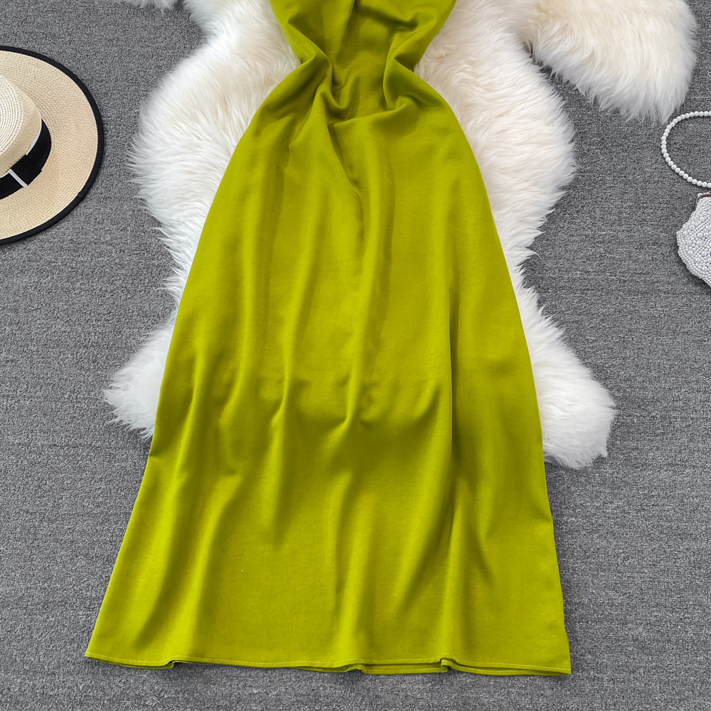 Retro Green Backless Sleeveless Summer Dress for Women - Elegant Hanging Neck Party & Evening Gown for Weddings, Cocktails, and Beach Vacations