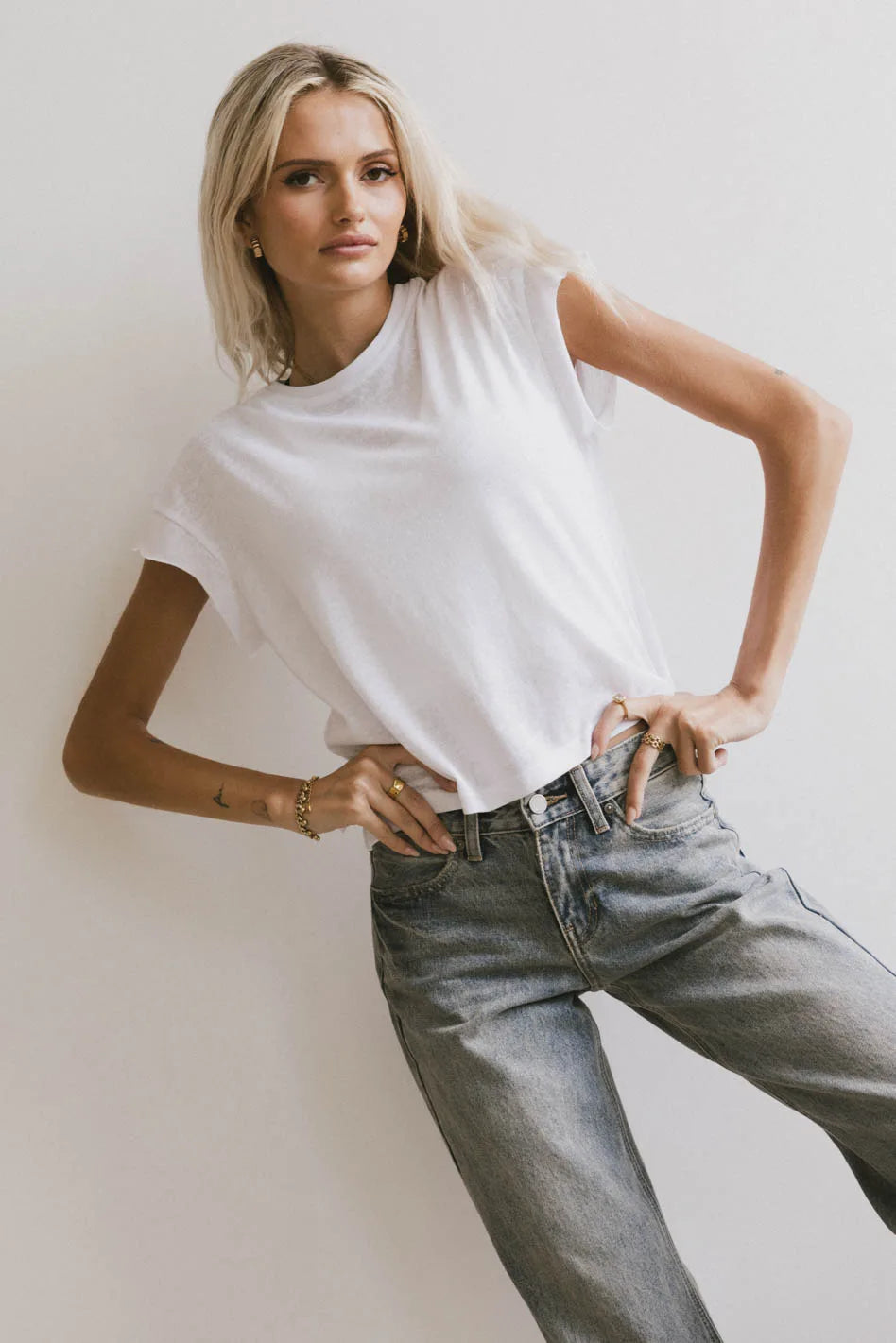 Harry Cutoff Top in White - Women's Fashion Crop Top for Summer | Perfect for Beach, Parties, and Casual Outfits | FINAL SALE