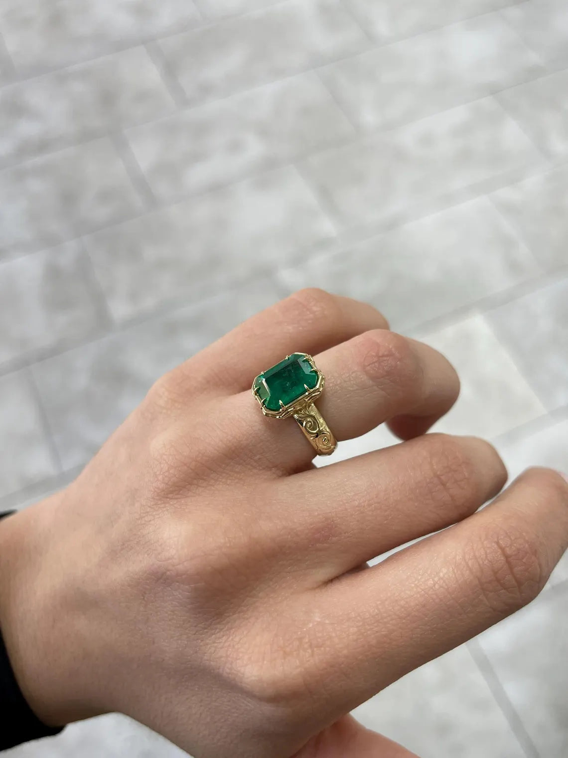 3.90ct Emerald Cut Solitaire Engagement Ring - AAA Quality Rich Green Gemstone for Women, Perfect for Proposals, Anniversaries & Special Occasions