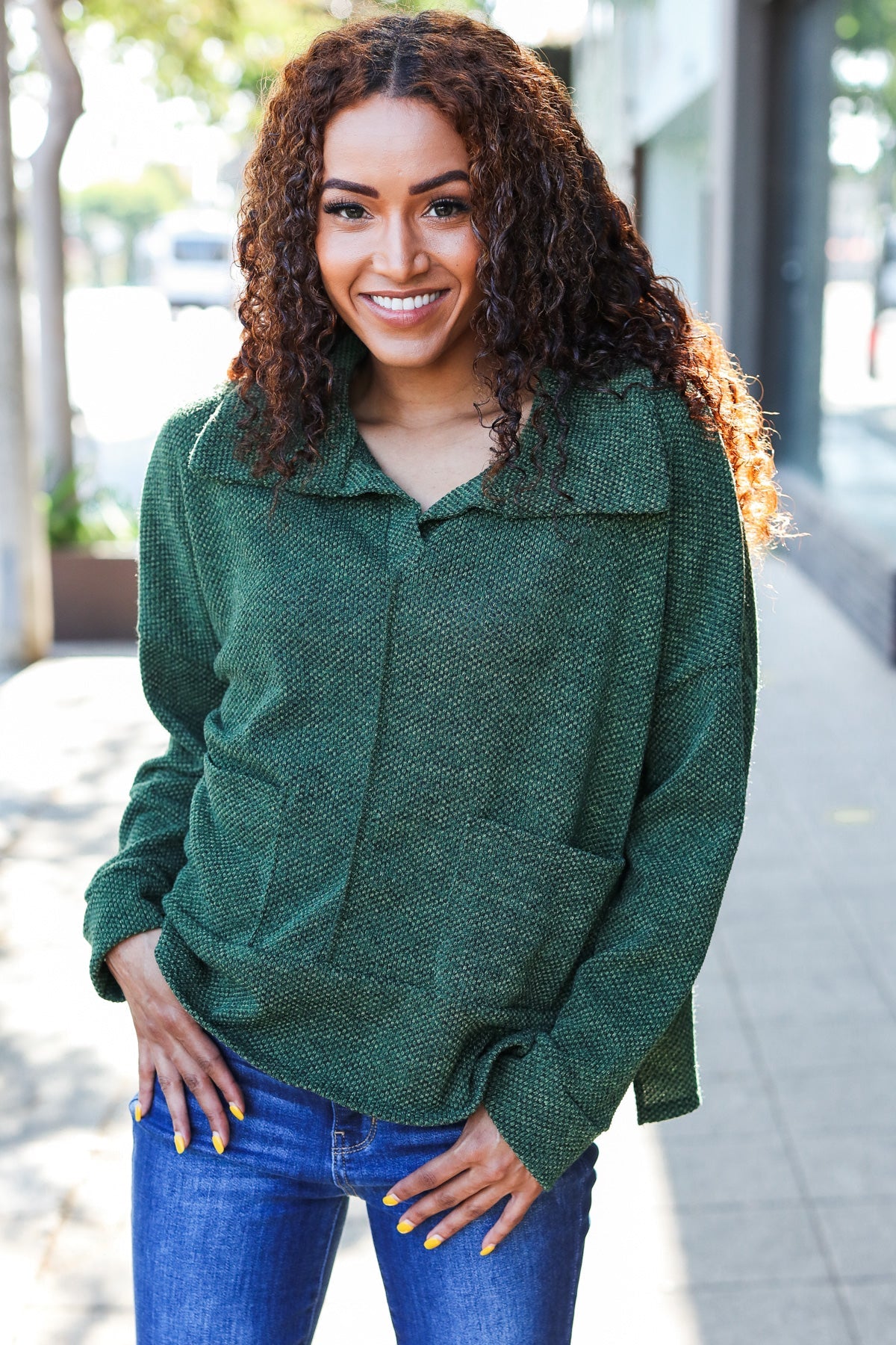 Easy Living Olive Textured Knit Notch Neck Oversized Collar Sweater - Cozy Oversized Women's Pullover for Fall & Winter | Perfect for Casual Outfits, Office Wear and Coffee Dates