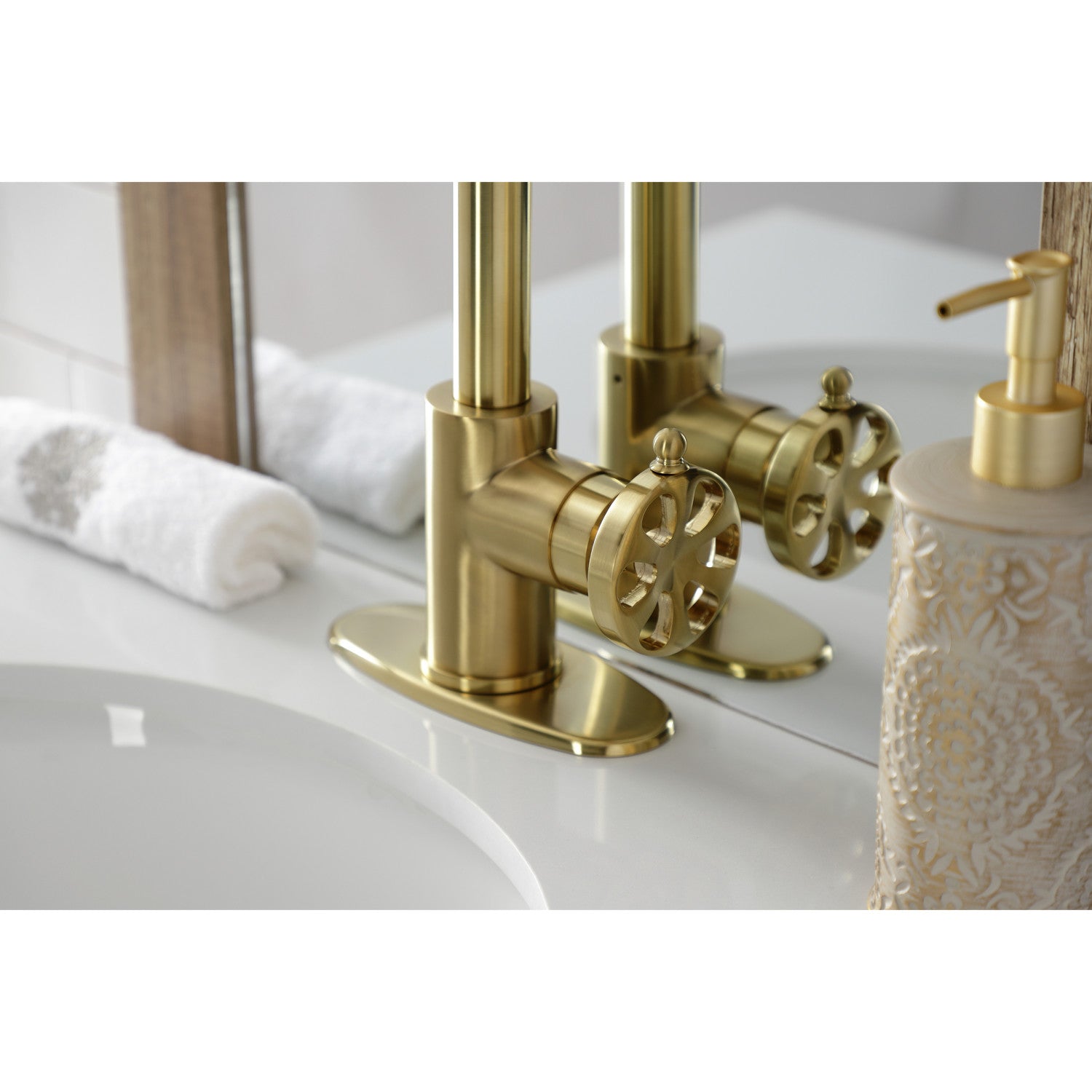 Belknap KSD144RXBB Single Handle Bathroom Faucet with Deck Plate & Push Pop-Up Drain - Brushed Brass Finish for Sink Vanity or Powder Room