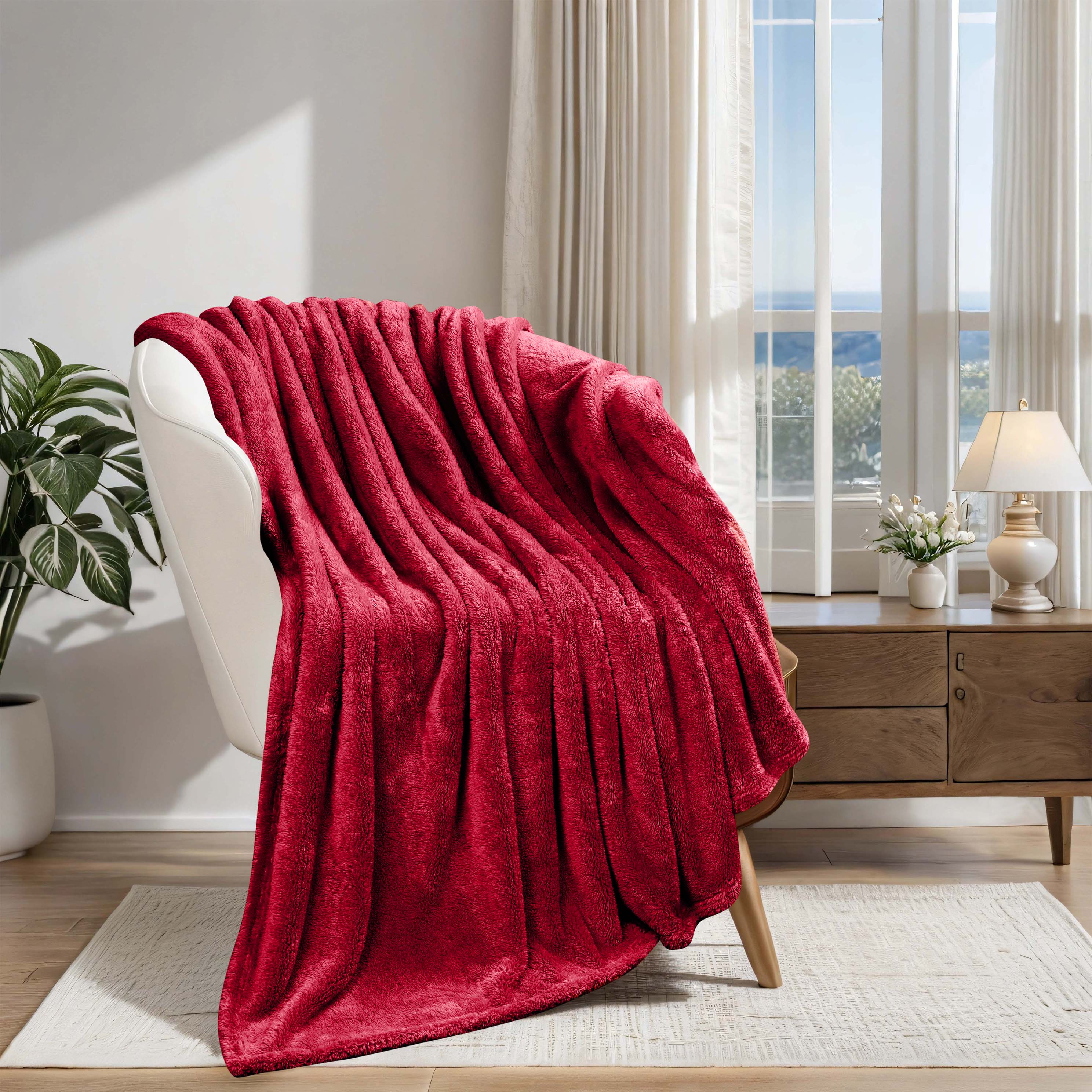Classic Solid Fleece Plush Medium Weight Fluffy Soft Blanket - Cozy & Warm for Bed, Sofa, Travel & Gifts | Ultra-Soft Throw Blanket for All Seasons