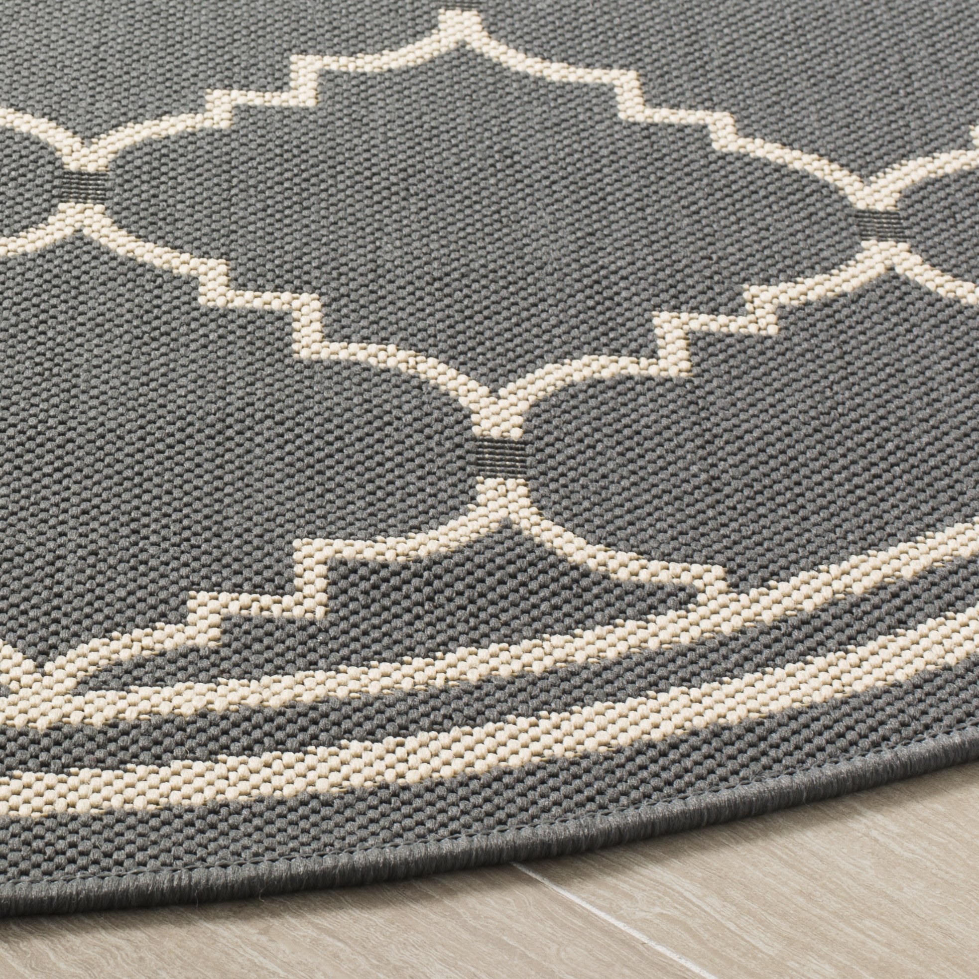 SAFAVIEH Courtyard Collection 6'7