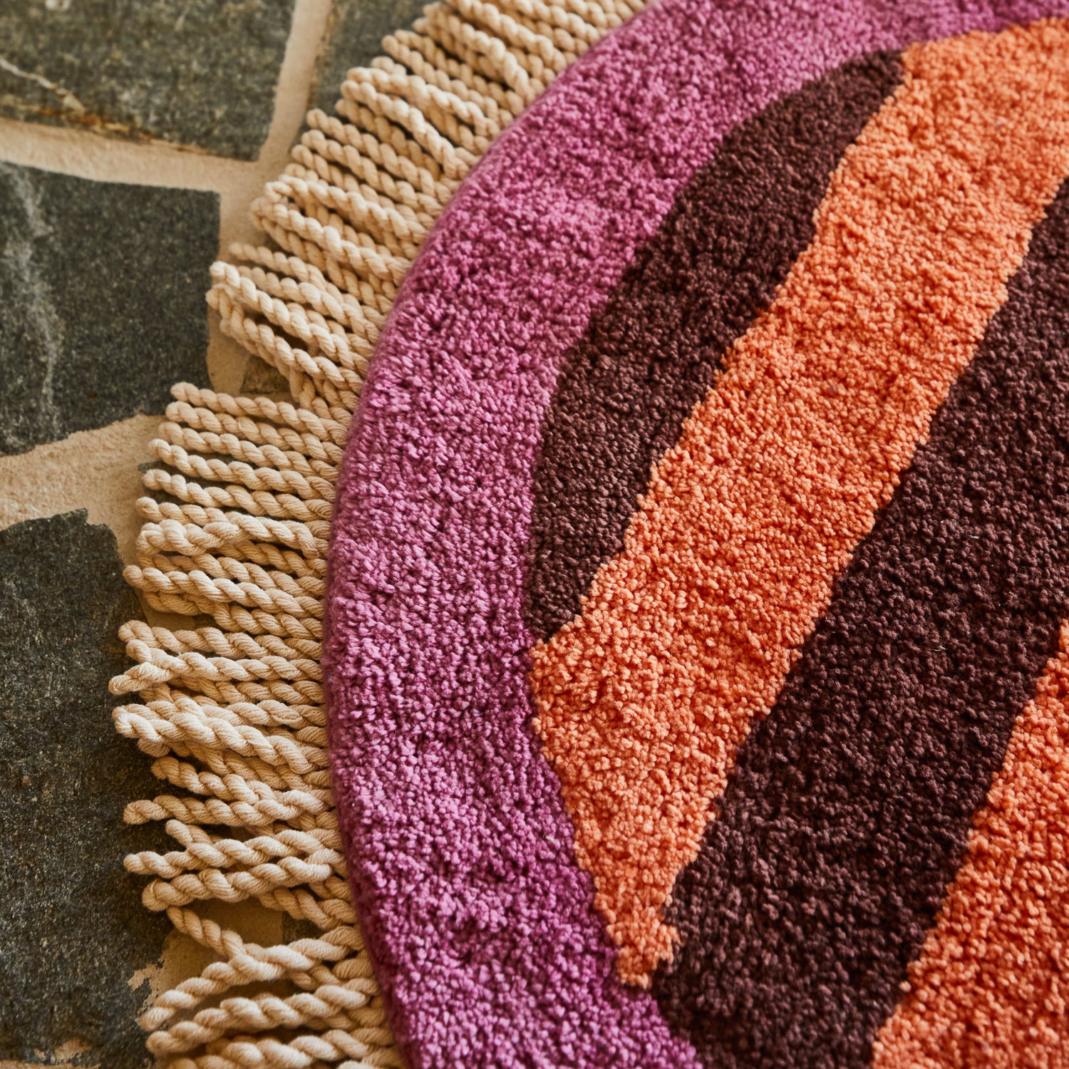 Premium Jarita Bath Mat - Soft, Absorbent & Non-Slip Bathroom Rug for Showers & Baths - Desert Design for Modern Home Decor
