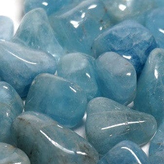 Beryl Tumbled Pocket Stone - Natural Healing Crystal for Meditation, Stress Relief & Energy Balancing | Perfect for Yoga, Reiki & Home Decor