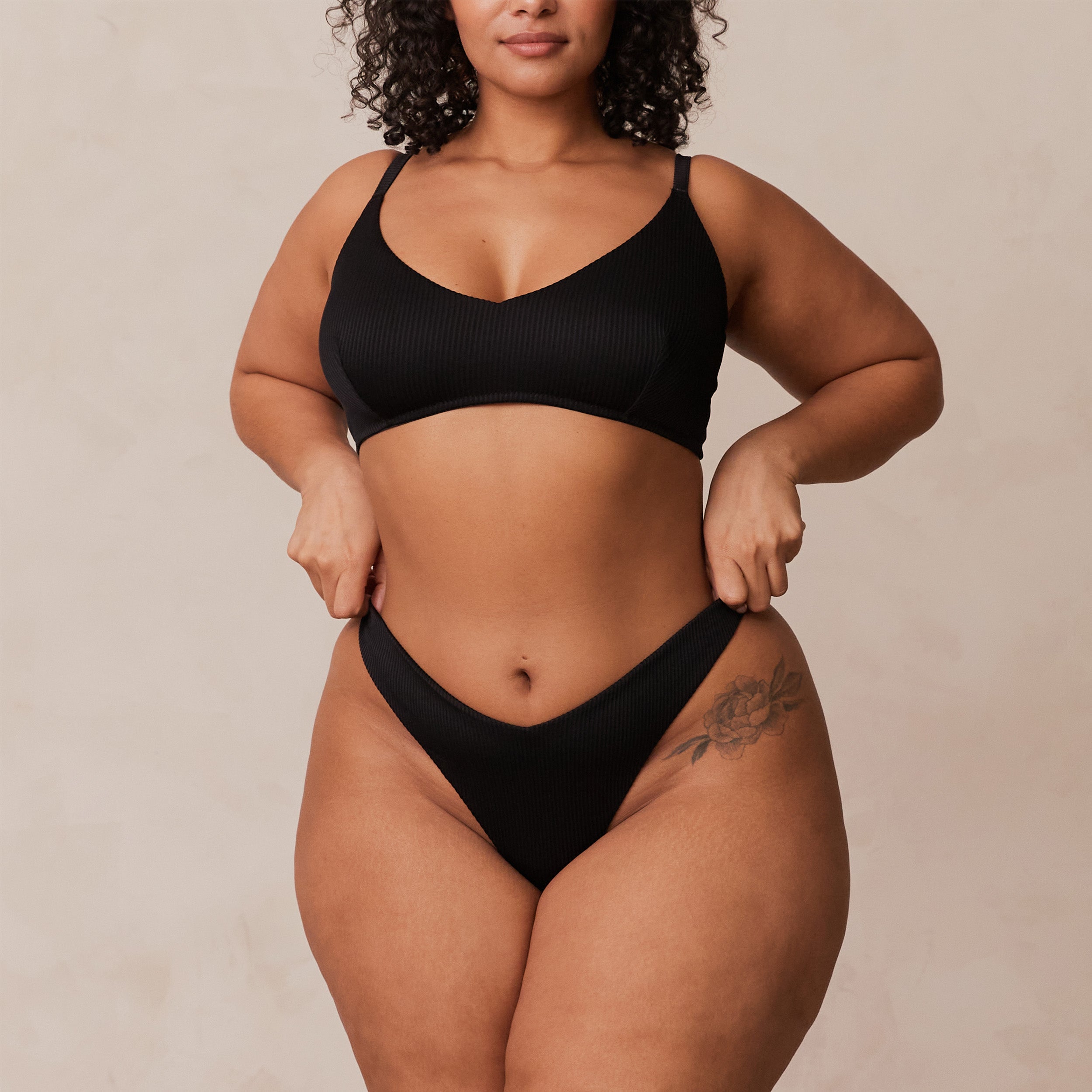 Seamless Ribbed Triangle Bralette - Black Lace Underwire Bra for Women | Comfortable & Sexy for Everyday Wear, Yoga, and Lounge
