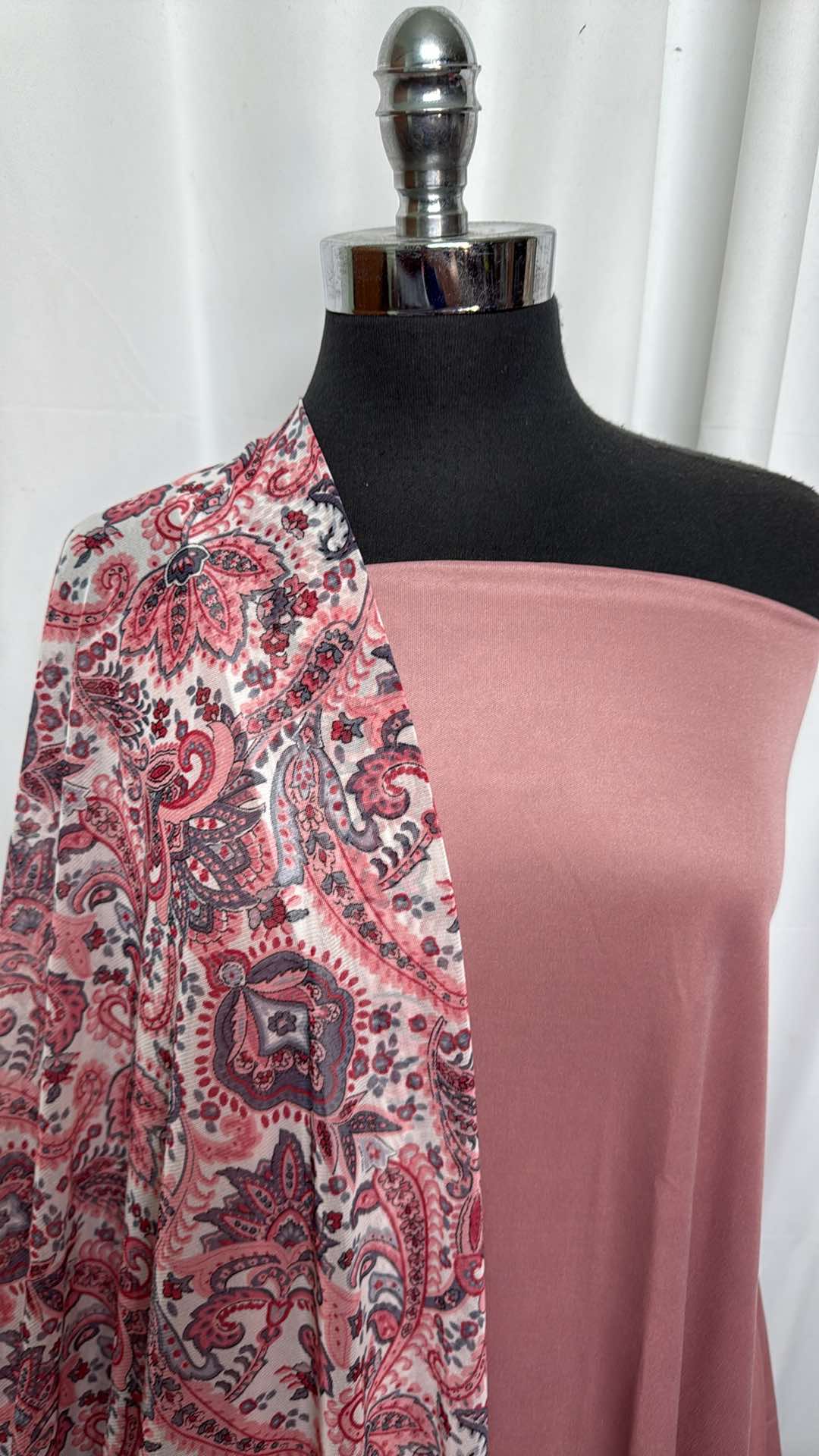 MAUVE PAISLEY FABRIC BUNDLE - 2 Yards Mauve Polyester Interlock Lining & 2 Yards Mauve Paisley Stretch Mesh Fabric (A27257) - Perfect for DIY Dresses, Costumes, and Craft Projects