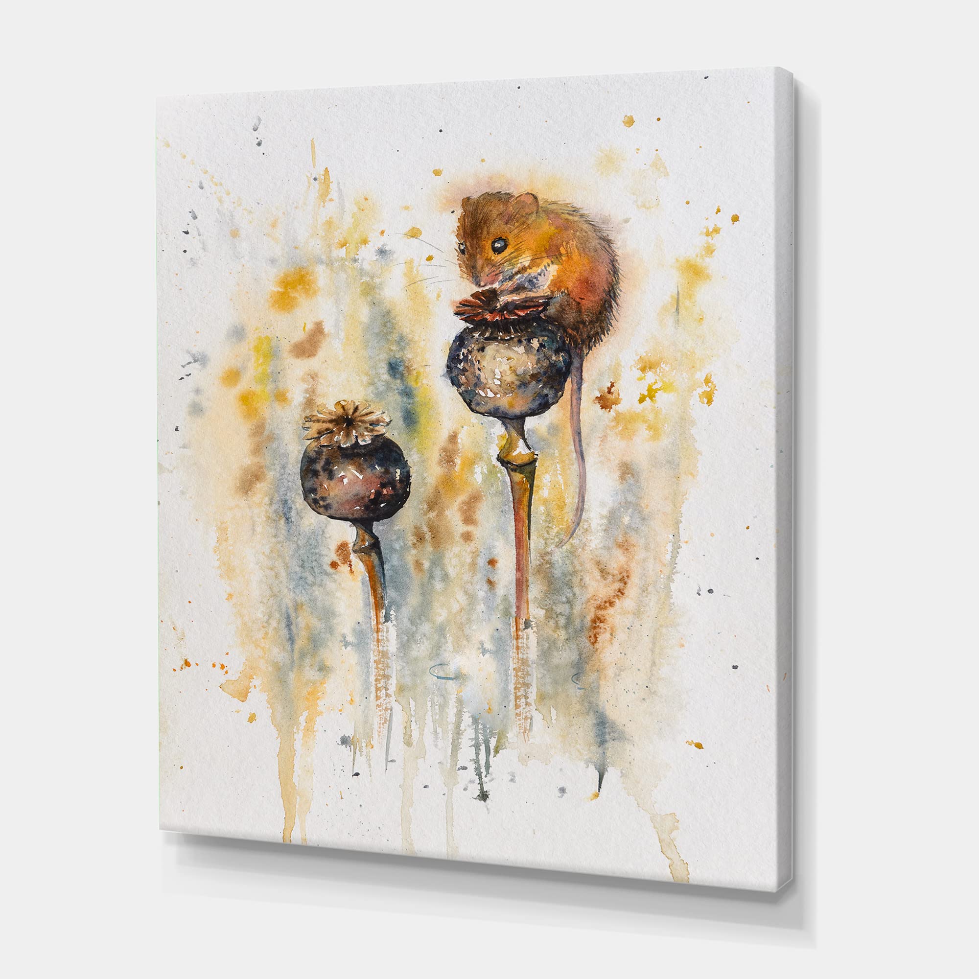 DesignQ Mouse Sitting On Poppies Traditional Canvas Wall Art - Vintage Floral Home Decor for Living Room, Bedroom & Office