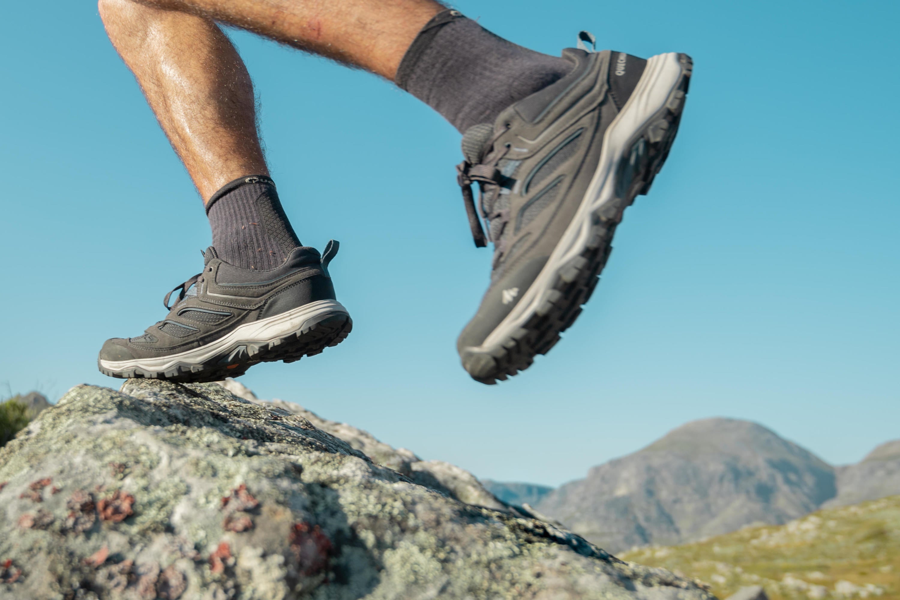 Quechua Men's MH100 Waterproof Hiking Shoes - Lightweight Trekking Boots for Outdoor Adventures, Trail Running & Camping