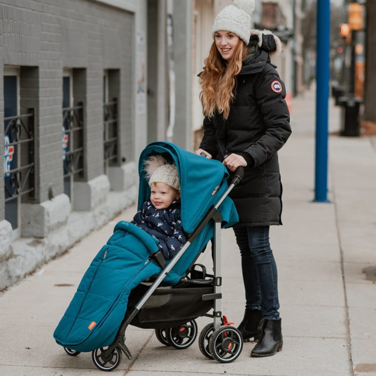 Diono All-Weather Stroller Footmuff - Warm & Waterproof Baby Stroller Cover for Winter - Perfect for Snow, Rain & Cold Weather Outings