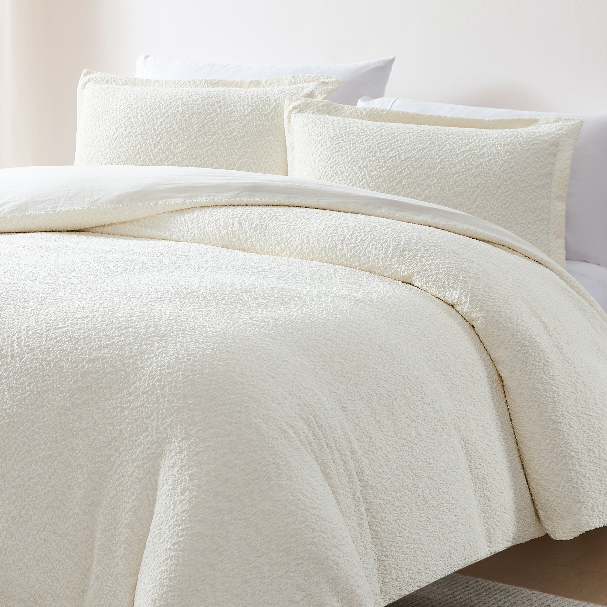 Lotti Boucle Duvet Cover Set - Soft Textured Bedding Set, King Size, White - Perfect for Cozy Bedrooms, Guest Rooms & Luxury Hotels
