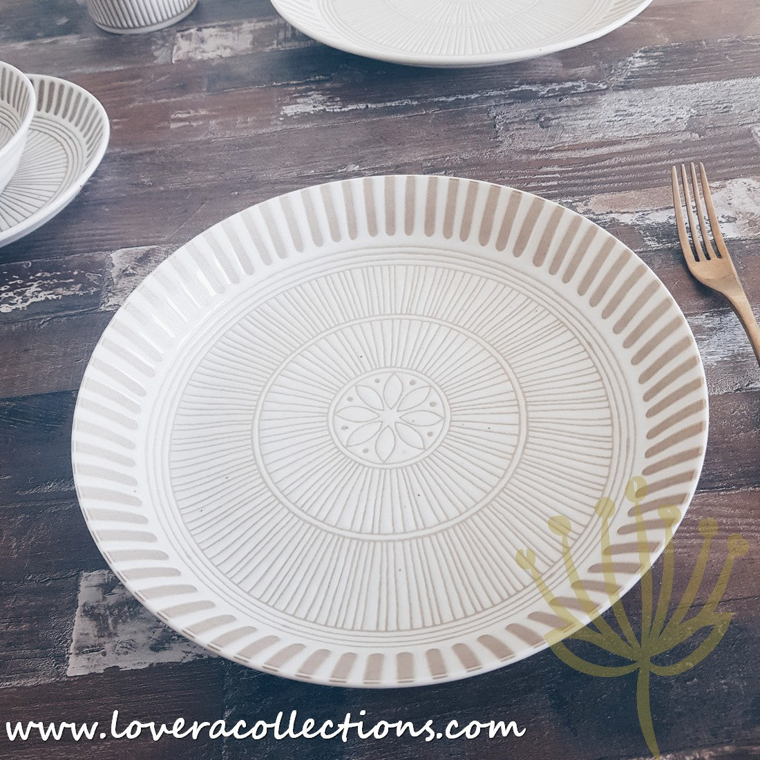 Bloom Japan Sausalito Dinnerware Set - Premium Porcelain Plates, Bowls & Cups - Elegant Japanese Style Tableware for Dining, Entertaining & Home Decor (50% Off Sale)
