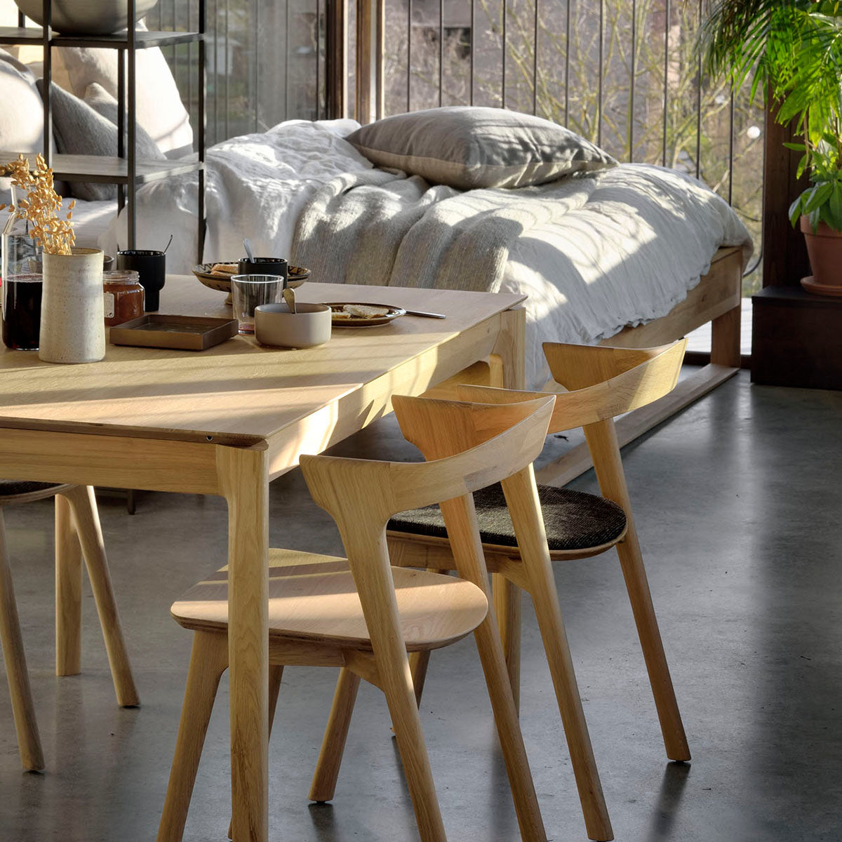 Modern Bok Dining Table - Solid Wood Kitchen Table for 6 - Perfect for Family Gatherings & Dinner Parties
