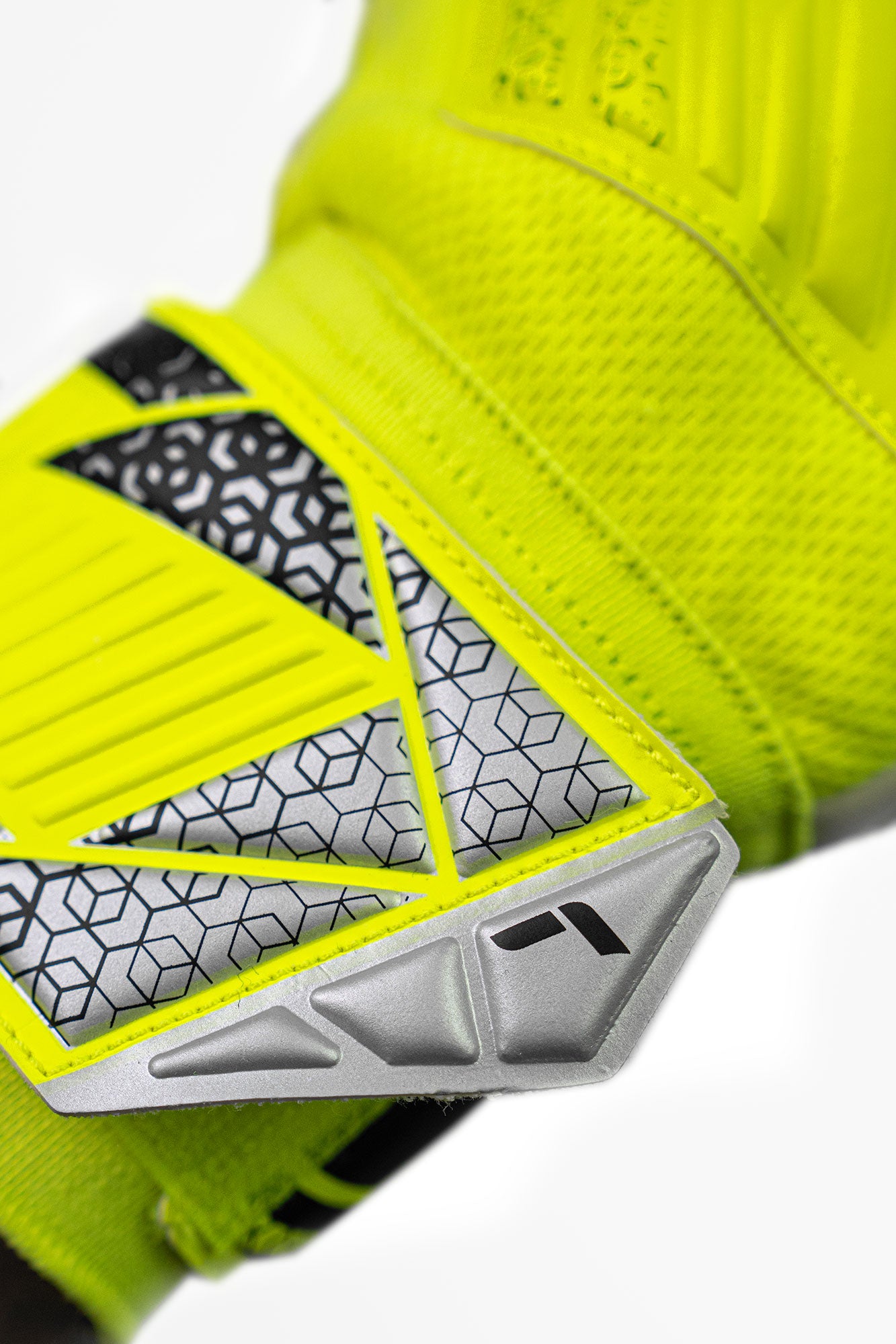 Reusch Attrakt Grip GK Goalkeeper Gloves - Safety Yellow & Silver - Professional Soccer Goalie Gloves for Training & Match Play