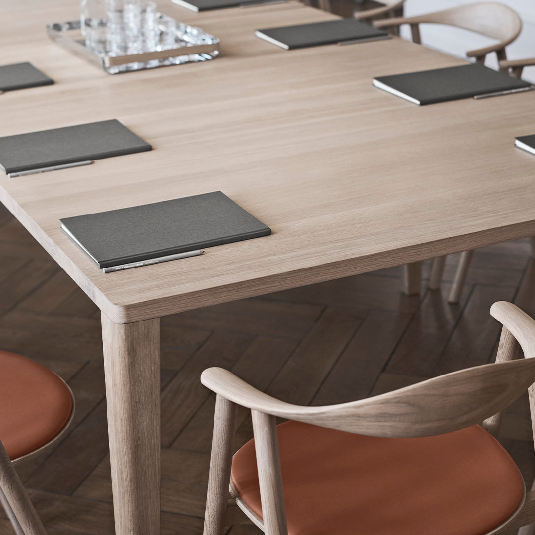 Elegant Large Dining Table - Perfect for Family Gatherings, Dinner Parties & Home Decor | Durable & Stylish Centerpiece for Living Room or Dining Room