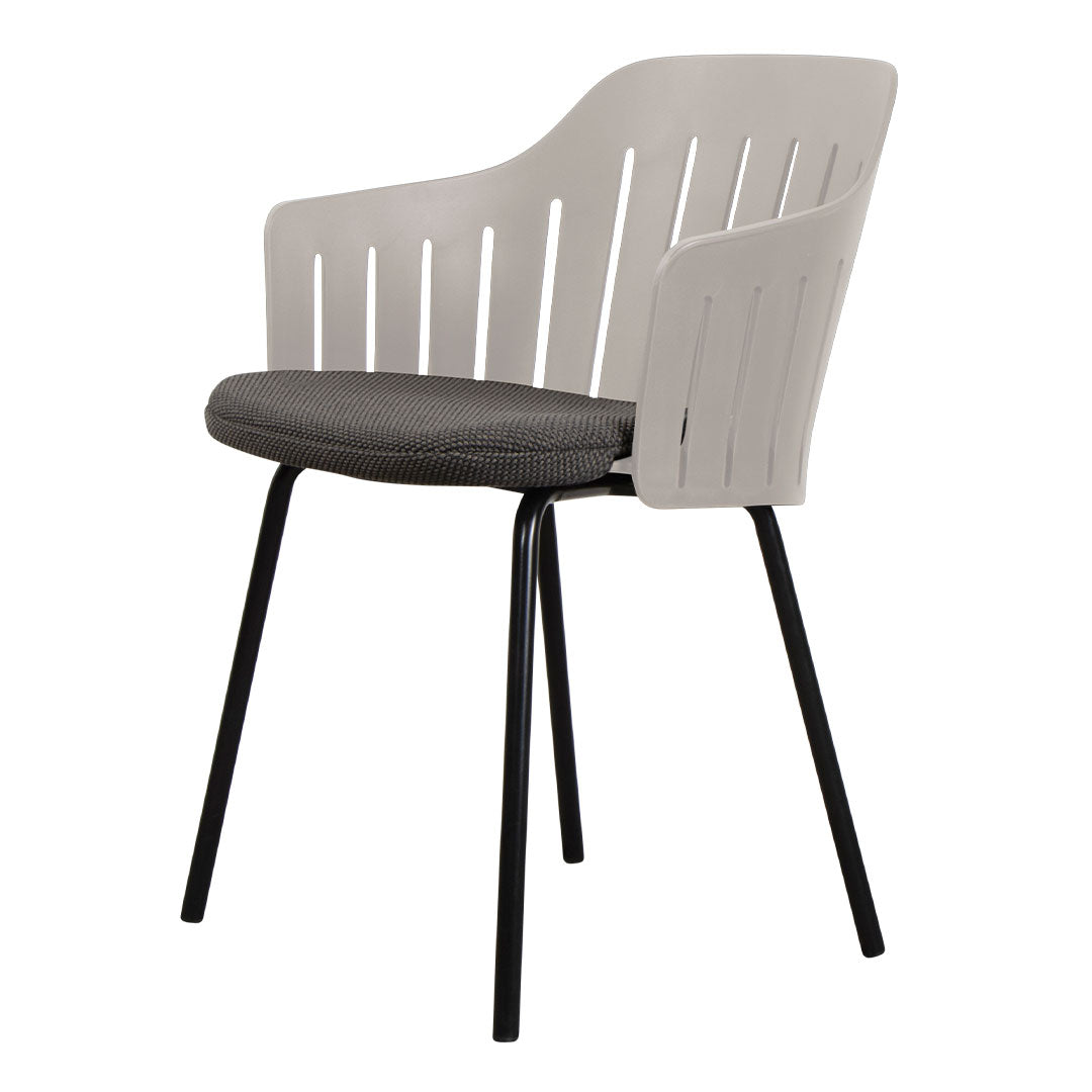 Premium Outdoor Lounge Chair with 4 Sturdy Legs & Removable Seat Cushion - Perfect for Patio, Garden, Poolside & Backyard Relaxation