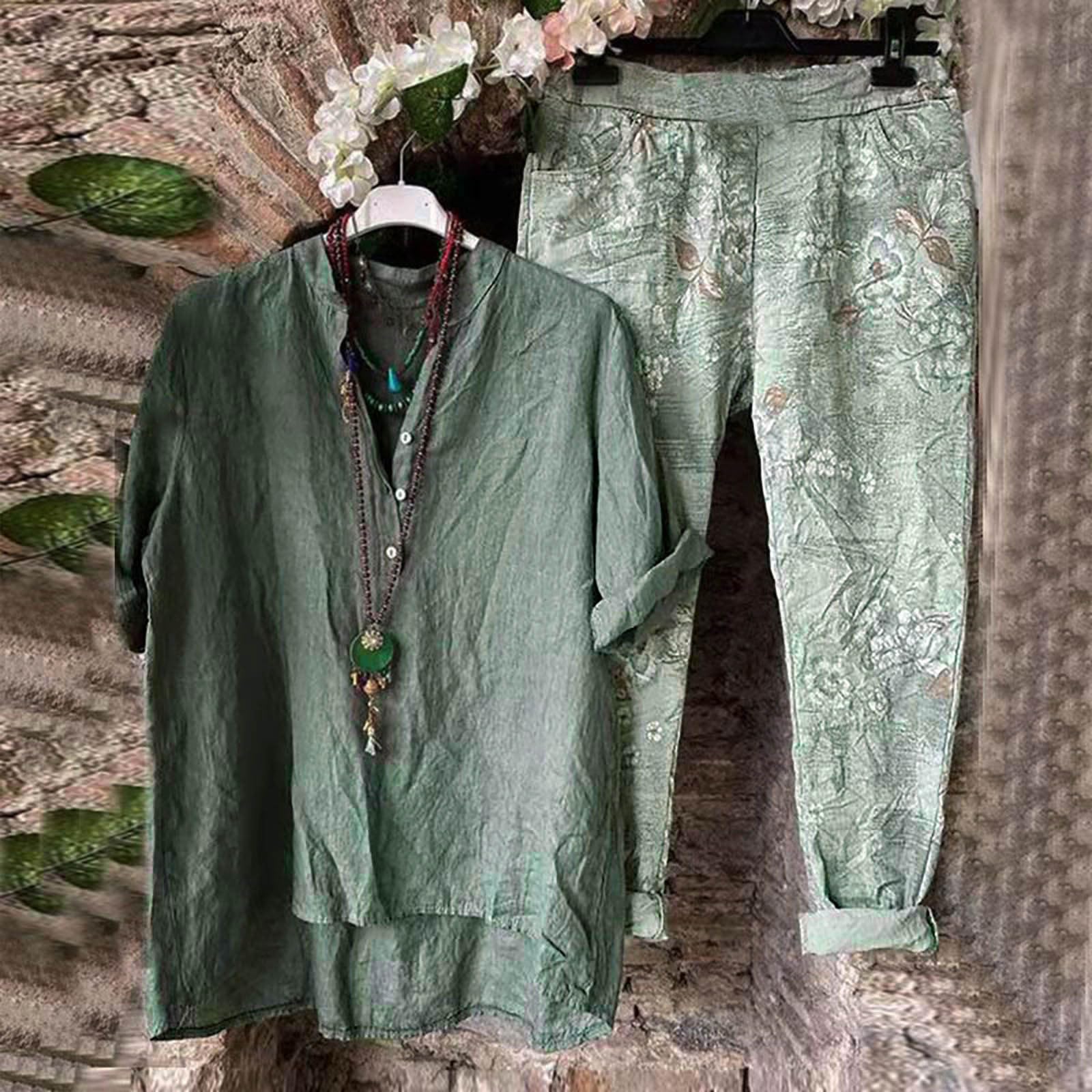 Women's 2-Piece Matching Sweatsuit Set - Comfy Lounge & Vacation Outfits - Plus Size Shorts & Pajamas - Perfect for Couples, Relaxing at Home, and Weekend Getaways