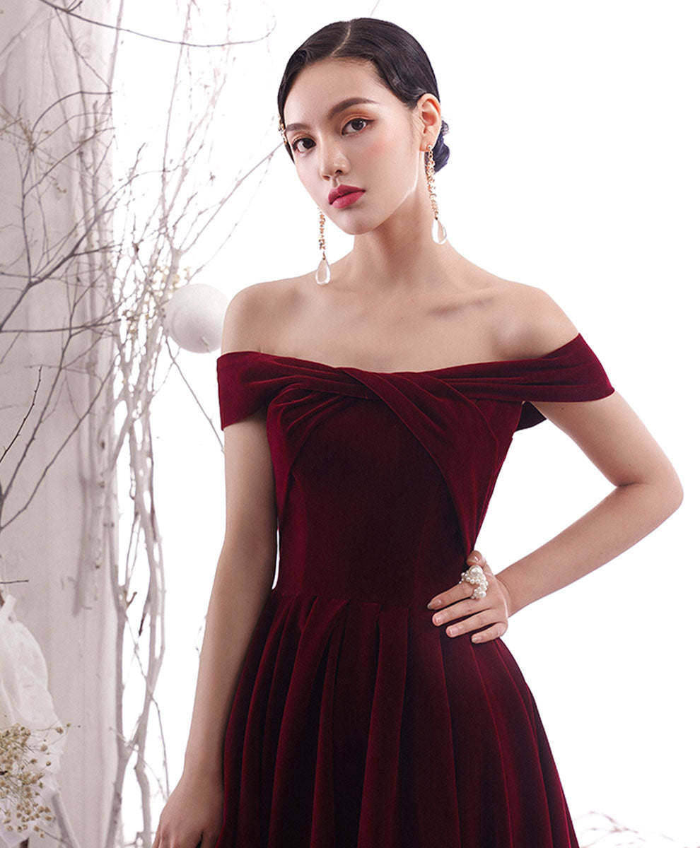 Elegant Burgundy Long Prom Dress for Women - Formal Evening Gown for Homecoming, Ball & Special Occasions
