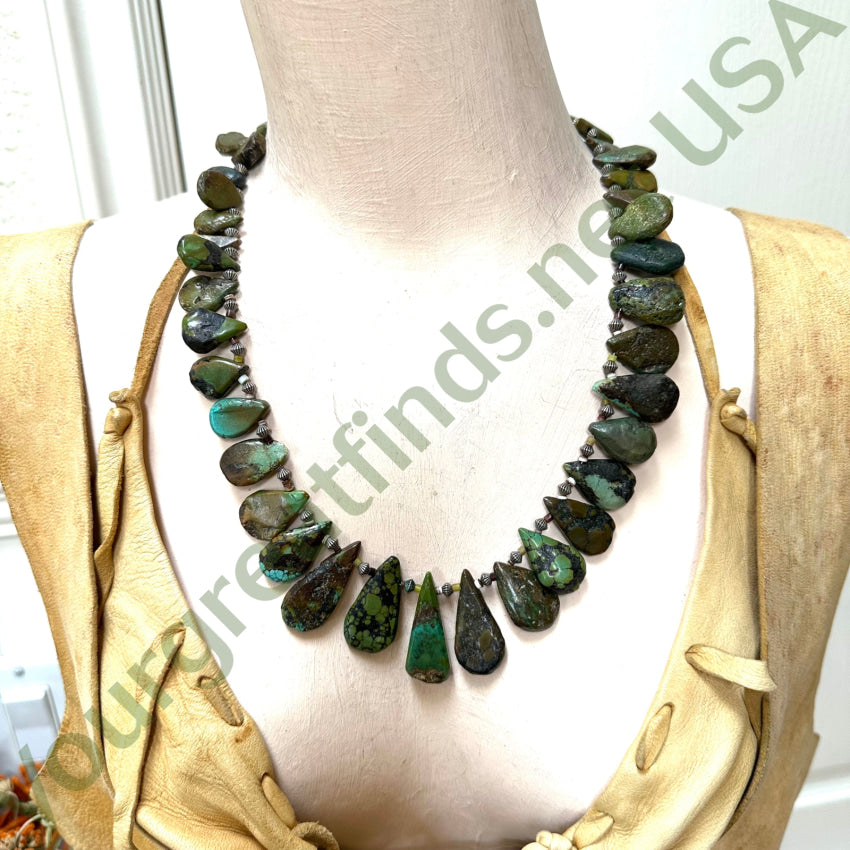Vintage Green Turquoise Tab Bead Necklace 20.5