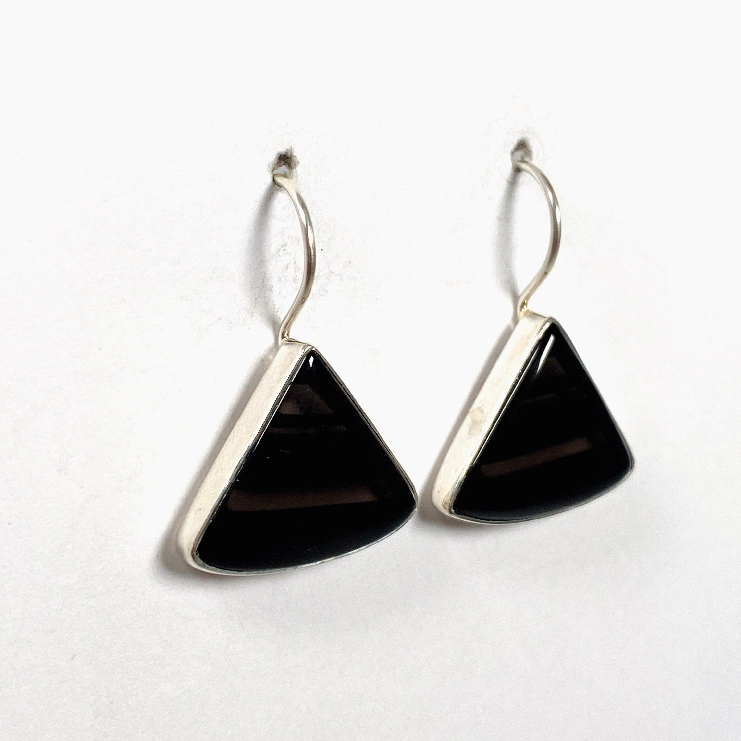 Midnight Obsidian Fixed Hook Triangular Earrings KEGJ1354 - Elegant Gothic Jewelry for Women, Perfect for Parties, Weddings & Evening Events