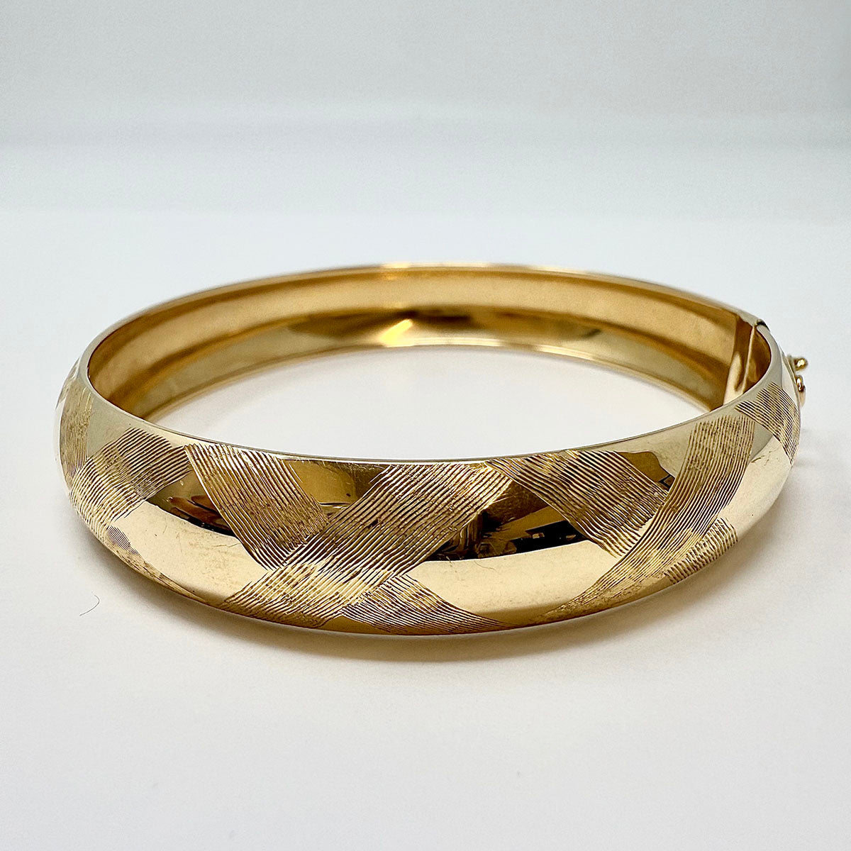 14K Gold Hinged Bracelet for Women - Elegant Adjustable Bangle for Everyday Wear & Special Occasions