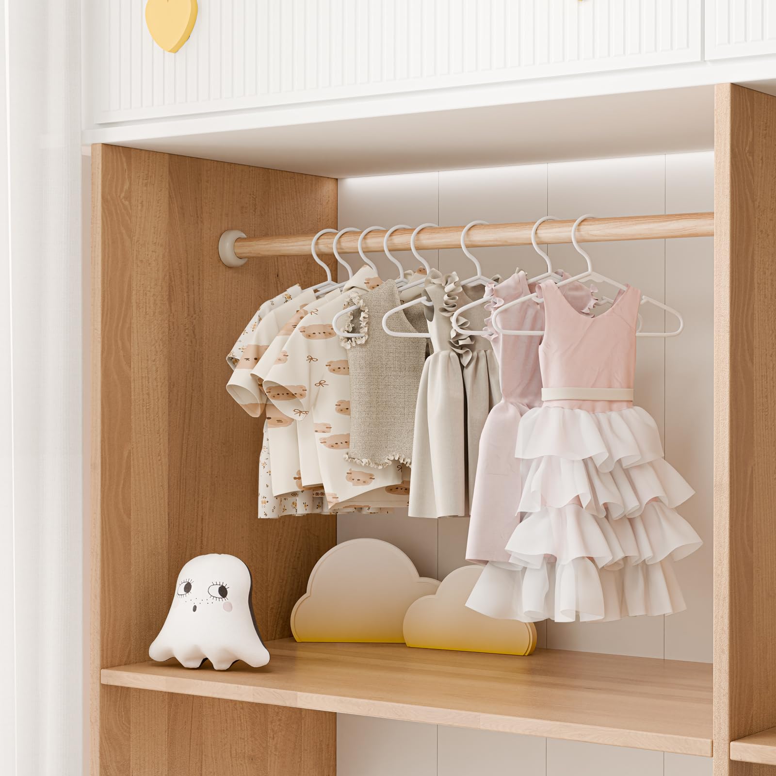 VTRIN 60 Pack Baby Hangers - Heavy Duty Plastic Kids Clothes Hangers for Infants & Toddlers - Fits Shirts, Shorts, Jackets & Thick Winter Coats - Perfect for Nursery, Daycare & Kids Wardrobe Organization