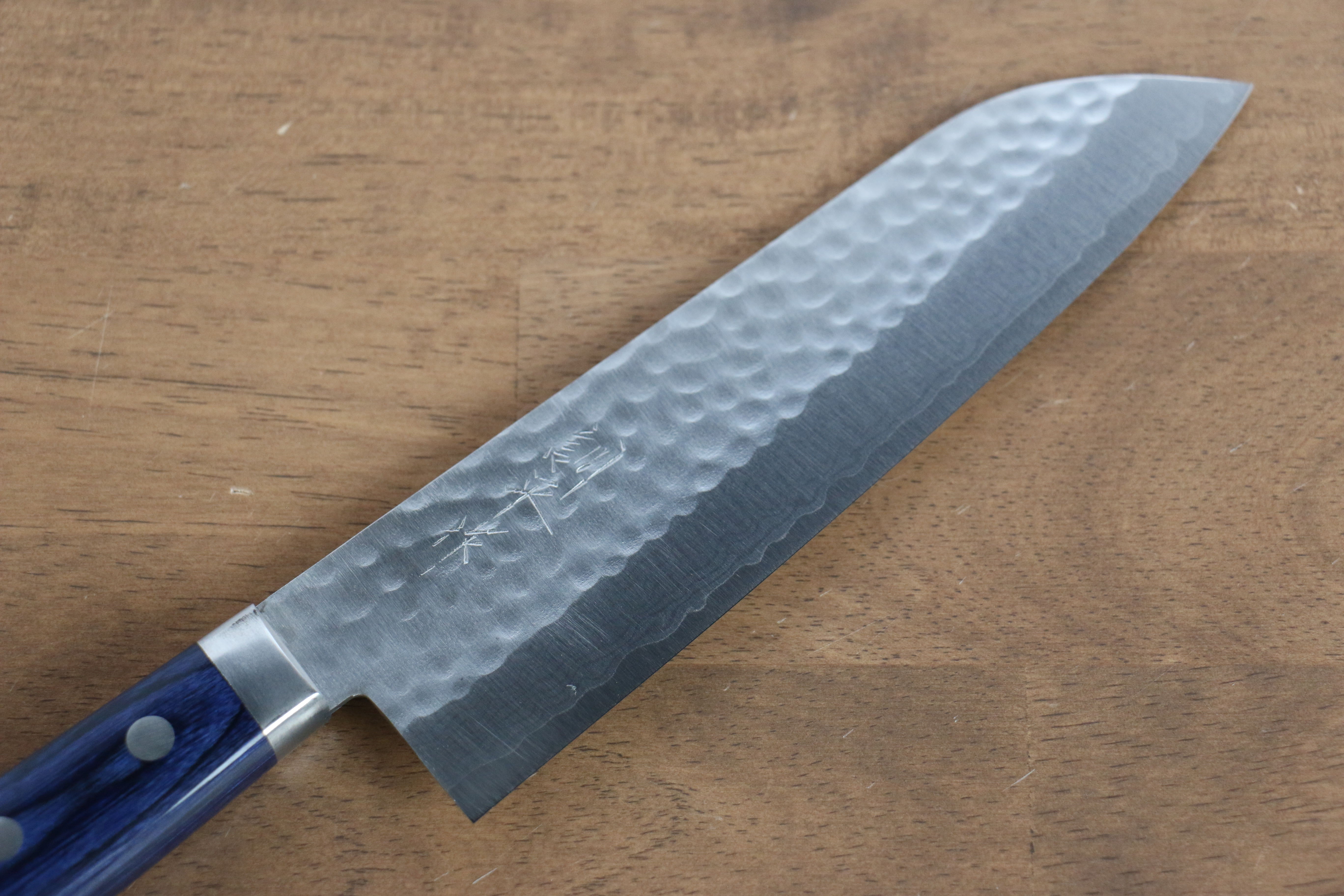 Premium Kunihira Kokuryu VG10 Hammered Santoku Knife 7