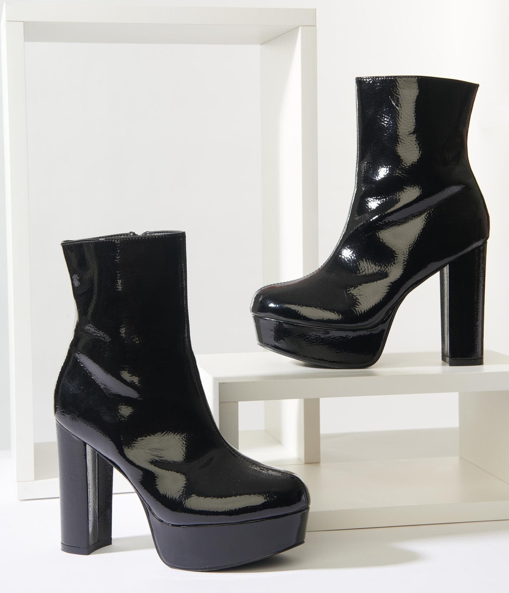 Vintage Black Platform Ankle Boots for Women - Stylish Chunky Heel Booties for Fall & Winter | Perfect for Casual Outfits, Parties & Night Out