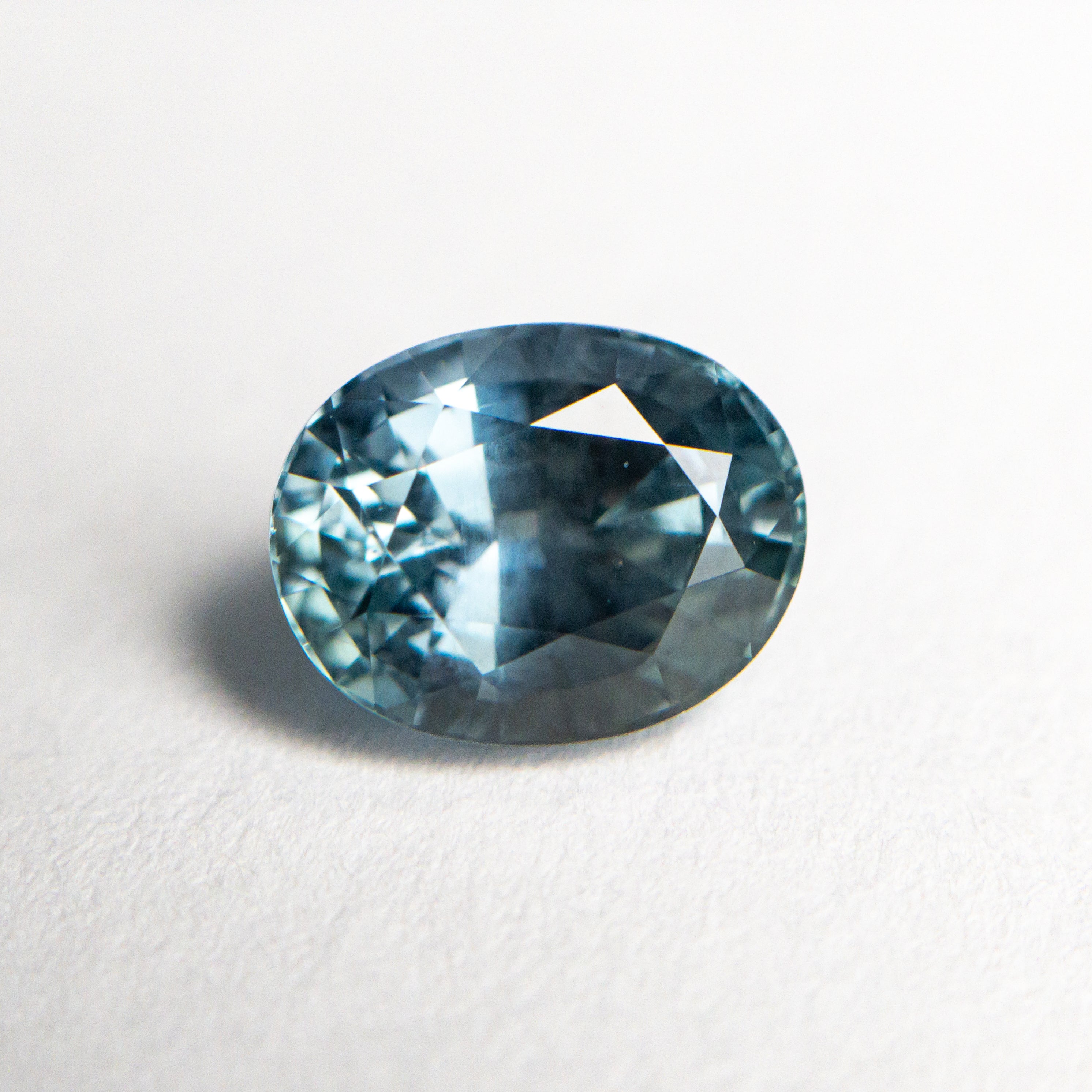 2.08ct Oval Brilliant Blue Sapphire Gemstone - 7.86x6.14x4.96mm Natural Loose Sapphire for Jewelry Making, Engagement Rings & Fine Jewelry Designs
