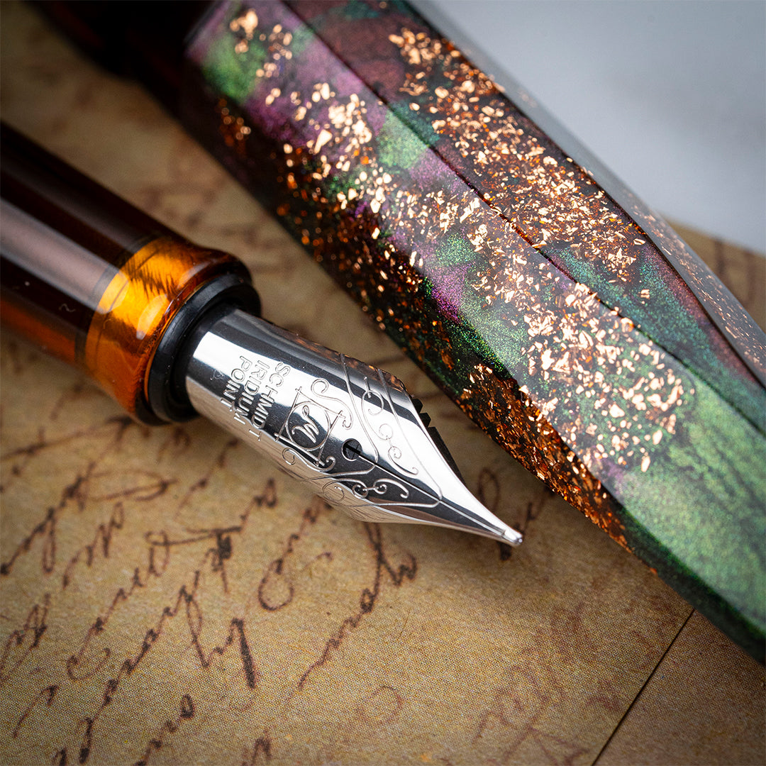 Benu AstroGem Fountain Pen Midas - Luxury Gold-Plated Writing Instrument for Calligraphy & Gift Giving - Perfect for Elegant Signatures, Journaling & Special Occasions