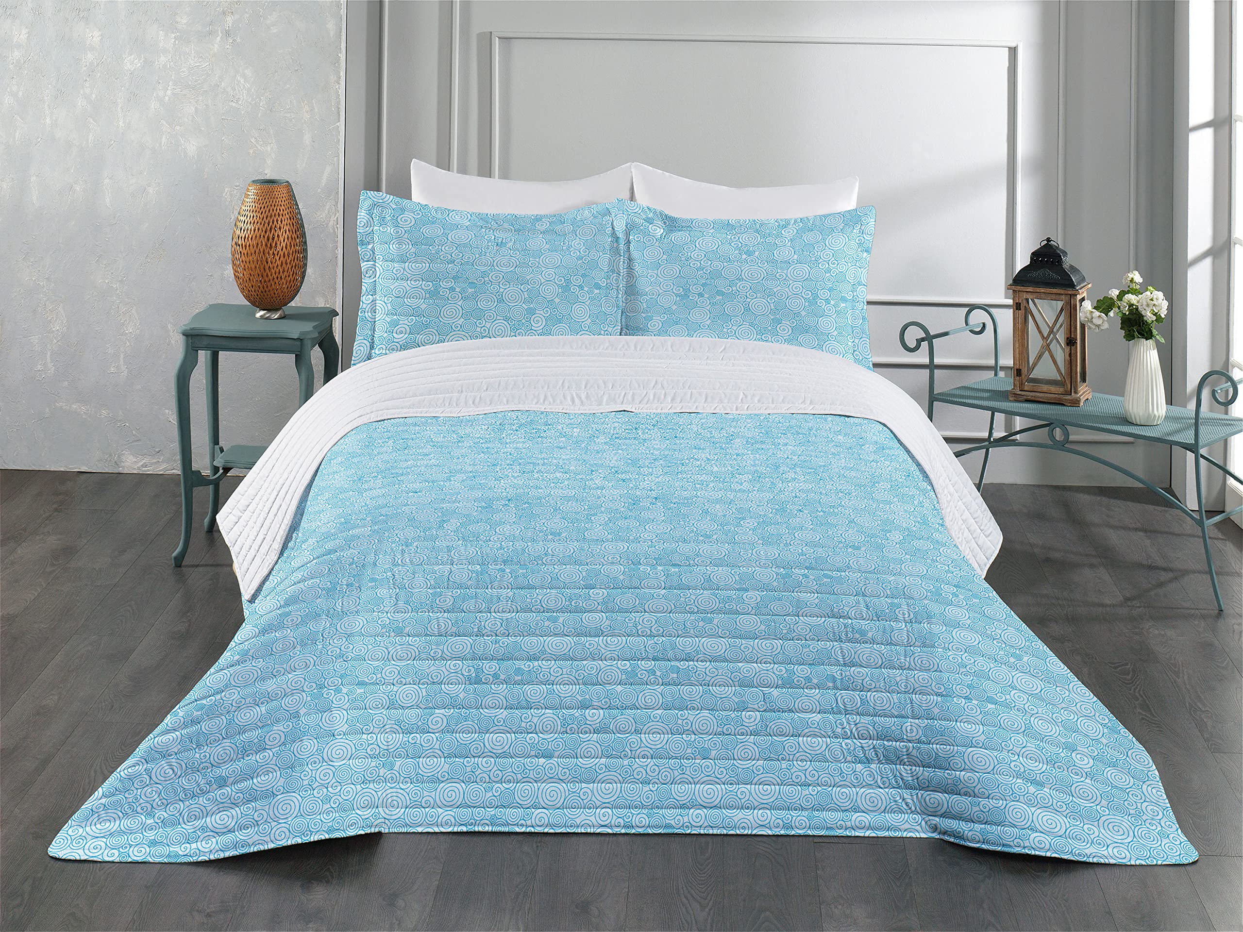 Ambesonne Blue and White Microfiber Bedspread Set - Abstract Ocean Swirls Design in Modern Hand-Drawn Style | Soft King Size Bedding with Pillow Shams & Comforter | Perfect for Coastal, Nautical or Beach-Themed Bedrooms