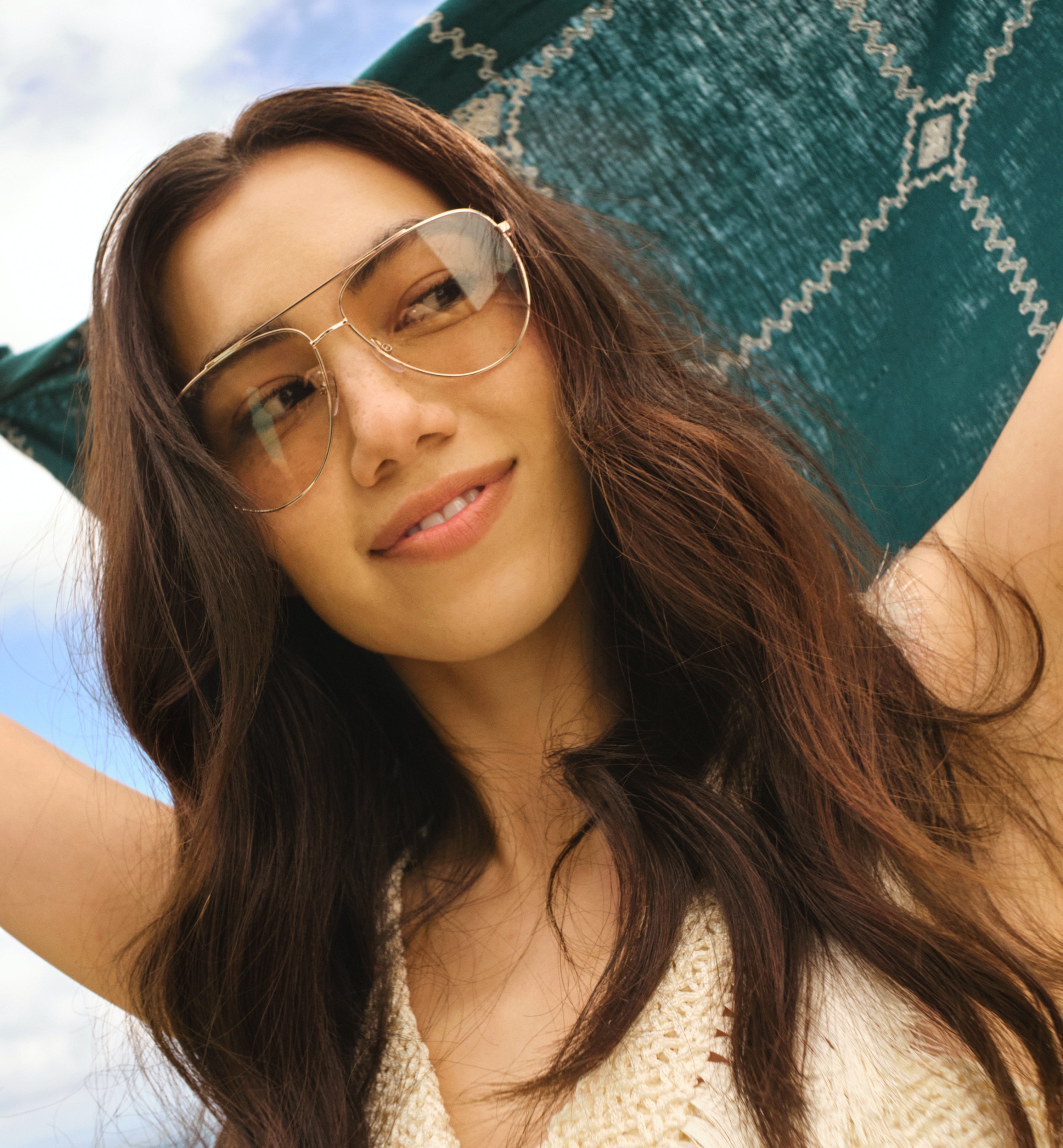 Premium Polarized Dew Sunglasses for Men & Women - UV Protection, Lightweight & Stylish - Perfect for Driving, Running, Beach & Outdoor Activities