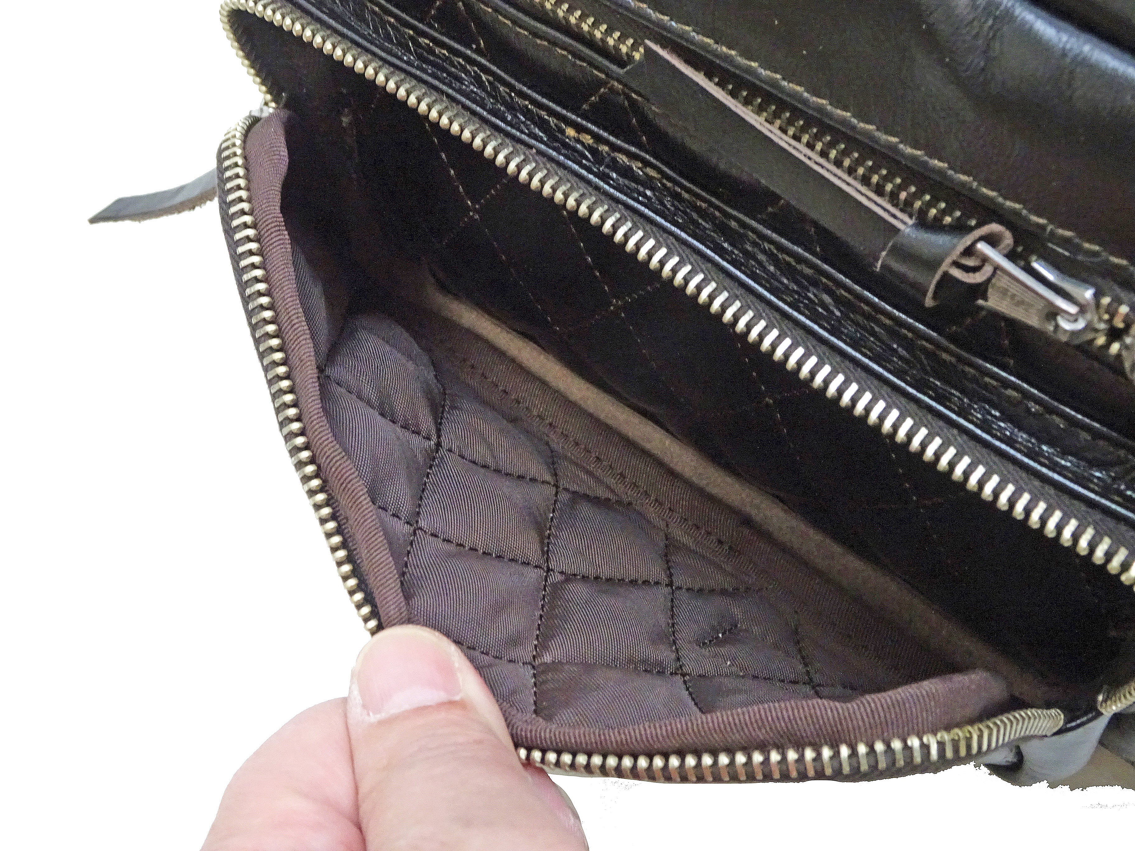 TOYS McCOY Genuine Horsehide Quilted Leather Sling Bag for Men - Stylish Waist Pack & Crossbody Bag (Model TMA2421, Black) - Perfect for Travel, Hiking, and Everyday Use