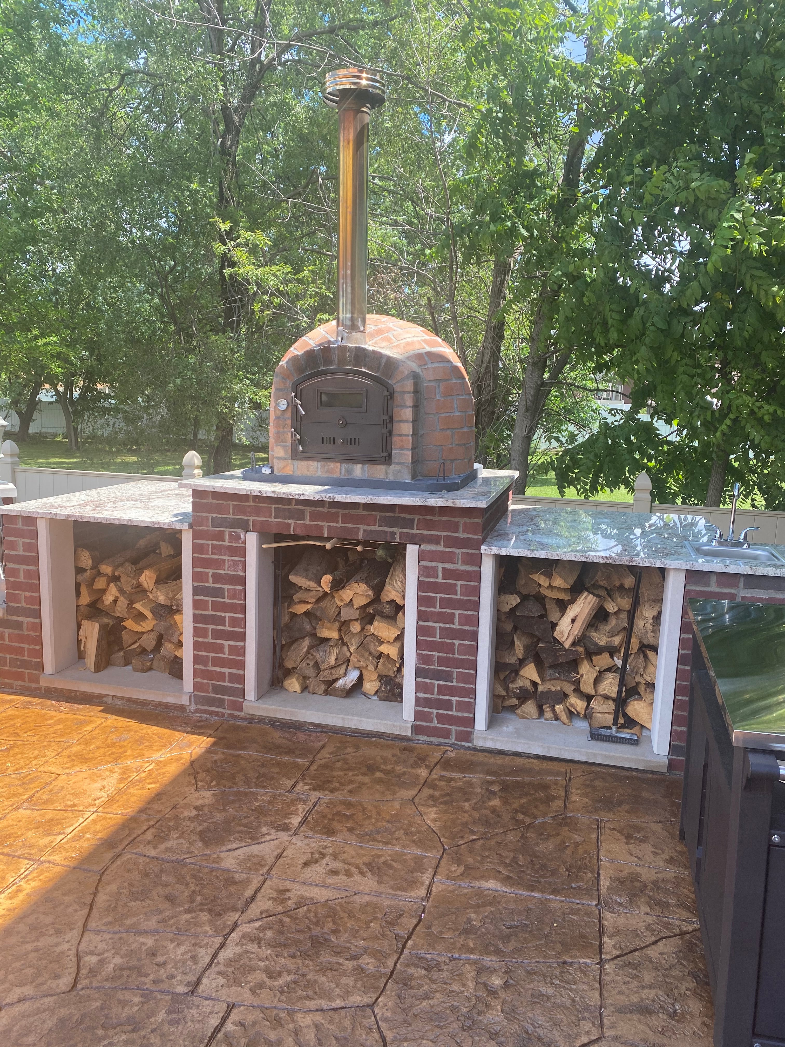 Premium Rustic Lisboa Hybrid Pizza Oven - Best Seller for Outdoor Cooking, Backyard Parties & Authentic Wood-Fired Pizza at Home