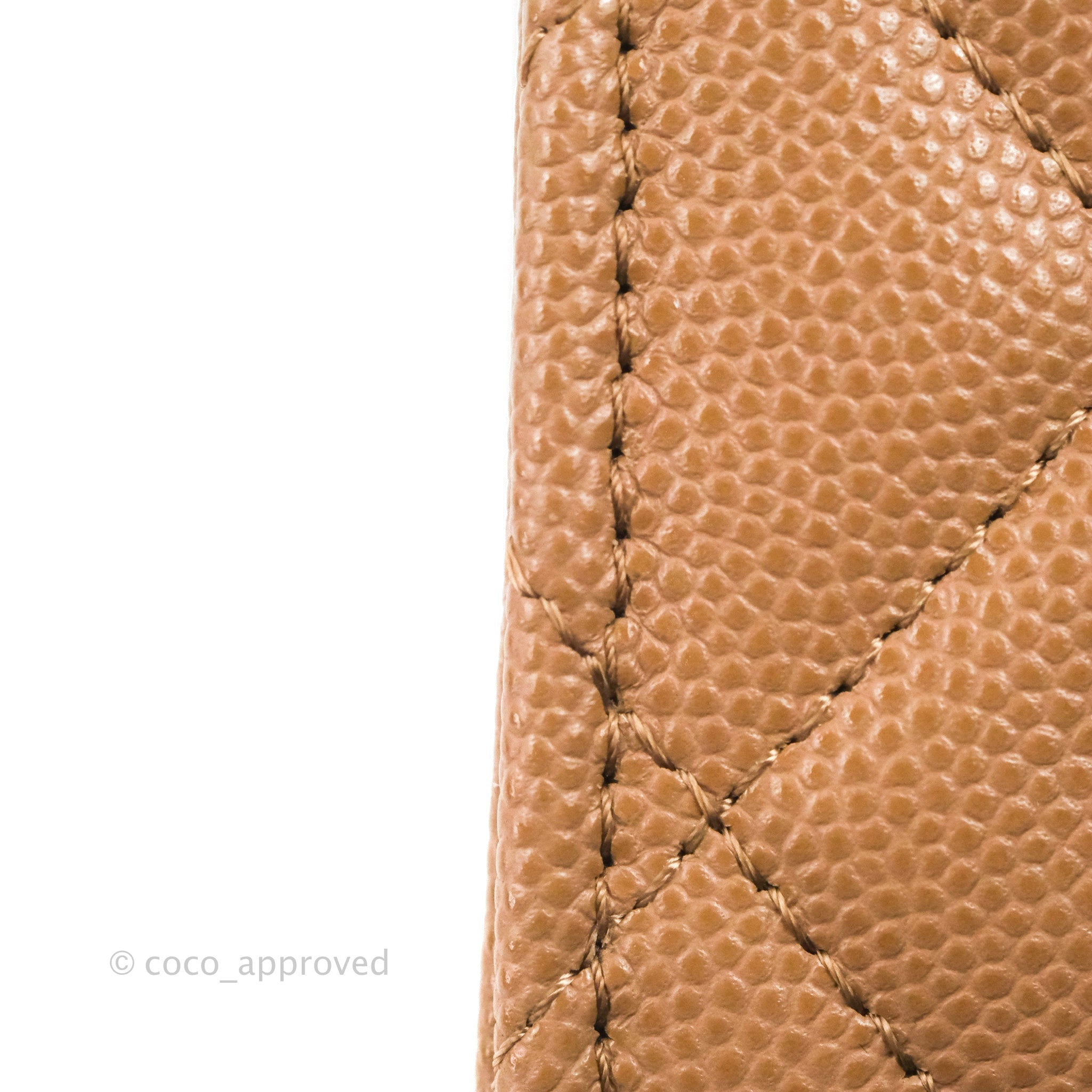 Chanel CC Chain Clutch Bag in Beige Caviar Leather with Gold Hardware - Perfect for Evening Parties, Weddings & Special Occasions