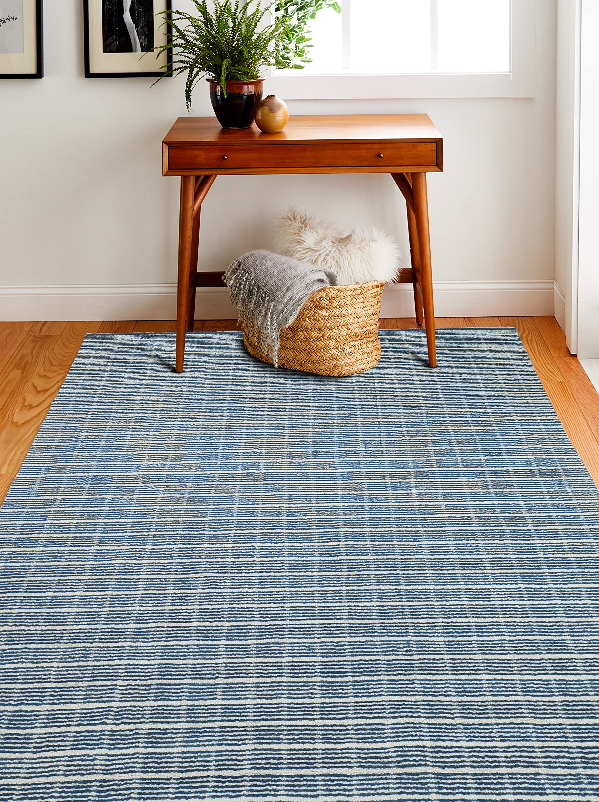 Bashian Collection Handmade Wool Area Rug - 5' x 7.6' Luxury Hand Loomed Rug for Living Room, Entryway, Bedroom - Soft Azure/Ivory Home Decor - Perfect for Modern, Farmhouse & Traditional Interior Design Styles