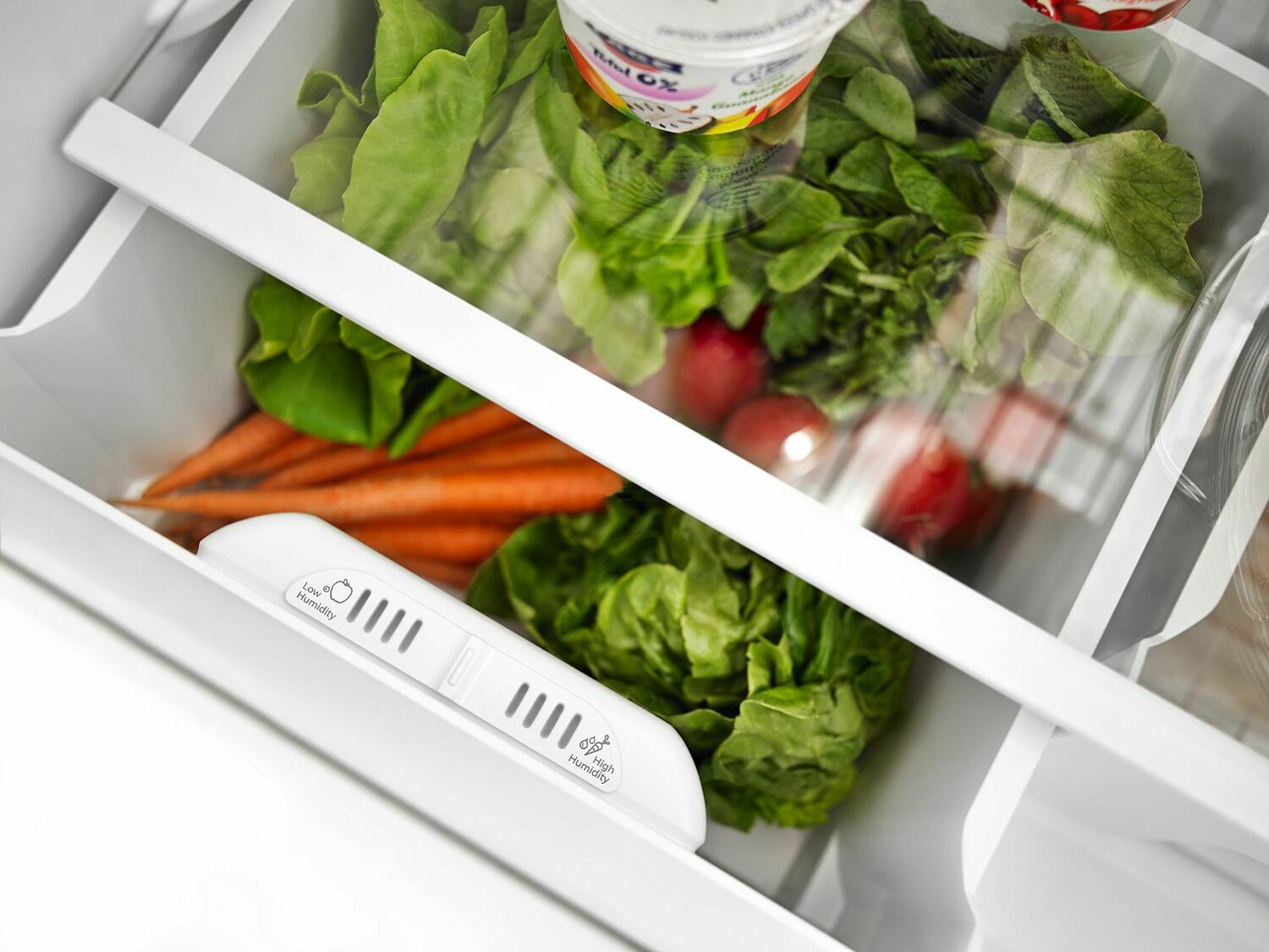 Amana ART308FFDM 30 Inch Wide Top Freezer Refrigerator - 18 Cu. Ft. Stainless Steel with Garden Fresh Crisper Bins | Perfect for Kitchens, Apartments & Small Homes | Energy Efficient & Space Saving Design