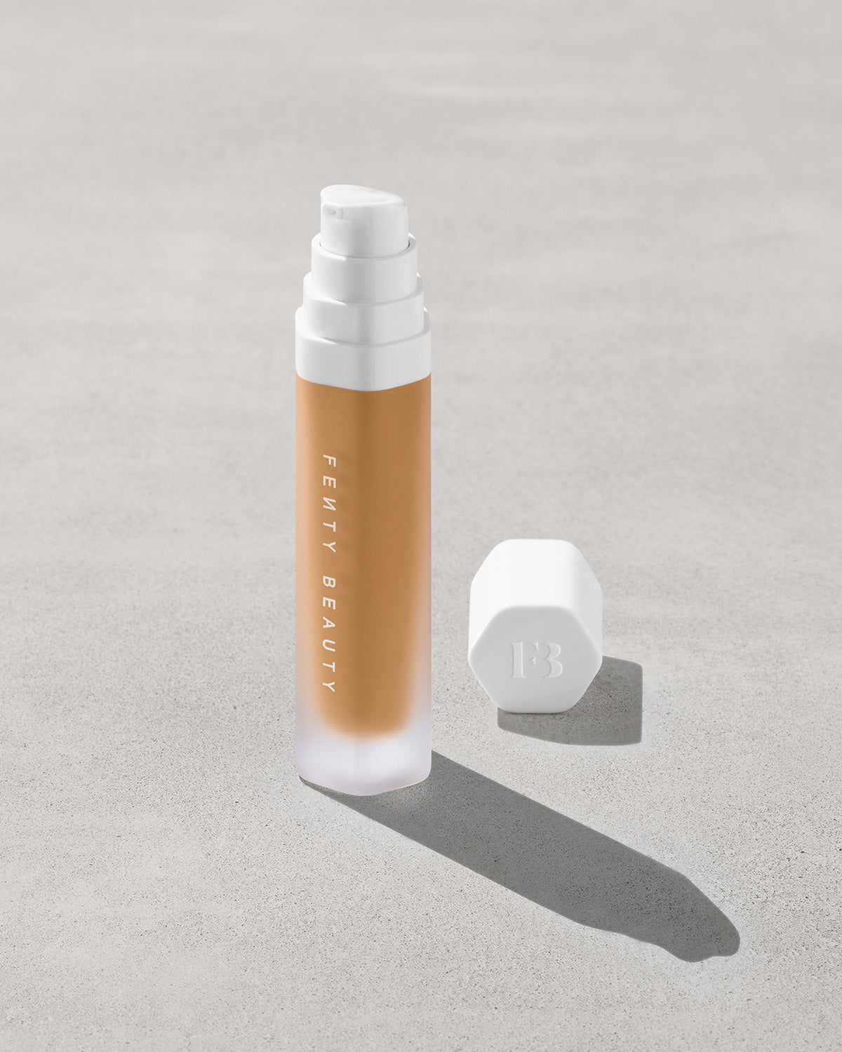 Soft'lit Naturally Luminous Longwear Foundation - 335 | Buildable Medium Coverage Liquid Makeup with SPF | Perfect for Daily Wear & Special Occasions